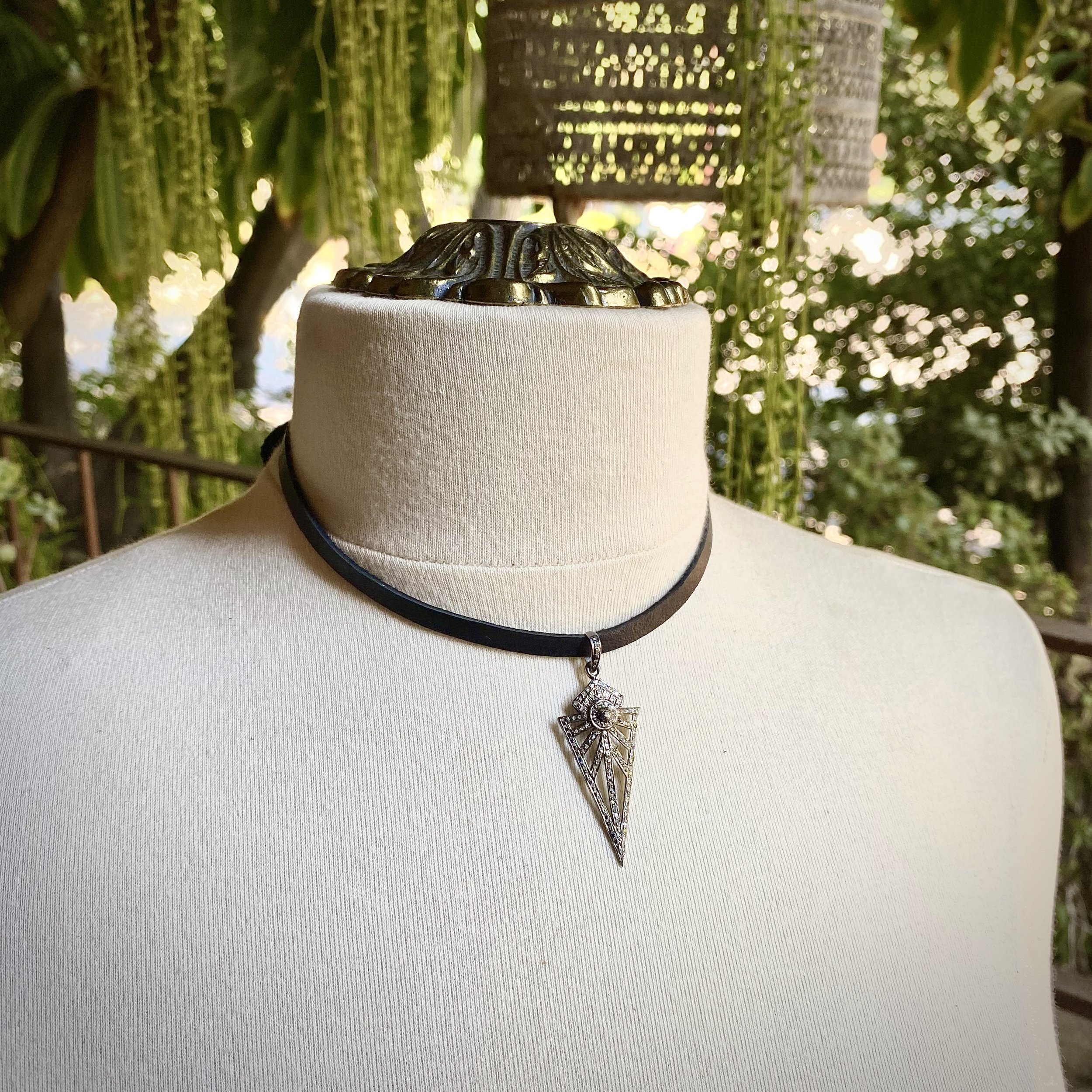 Rose Cut Diamond Arrowhead Choker-04.jpg