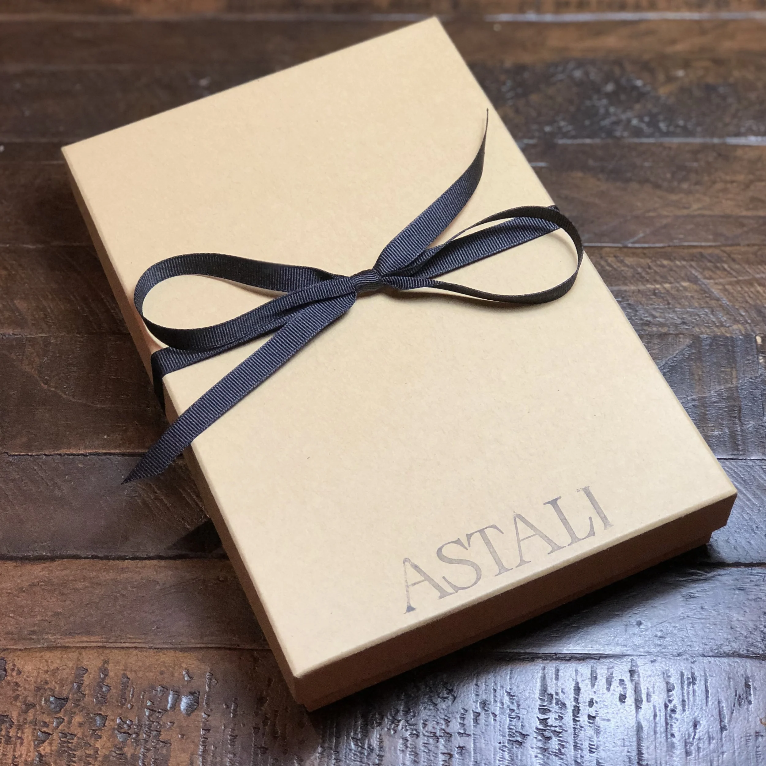 Gift Box #4 - 6x8.jpg