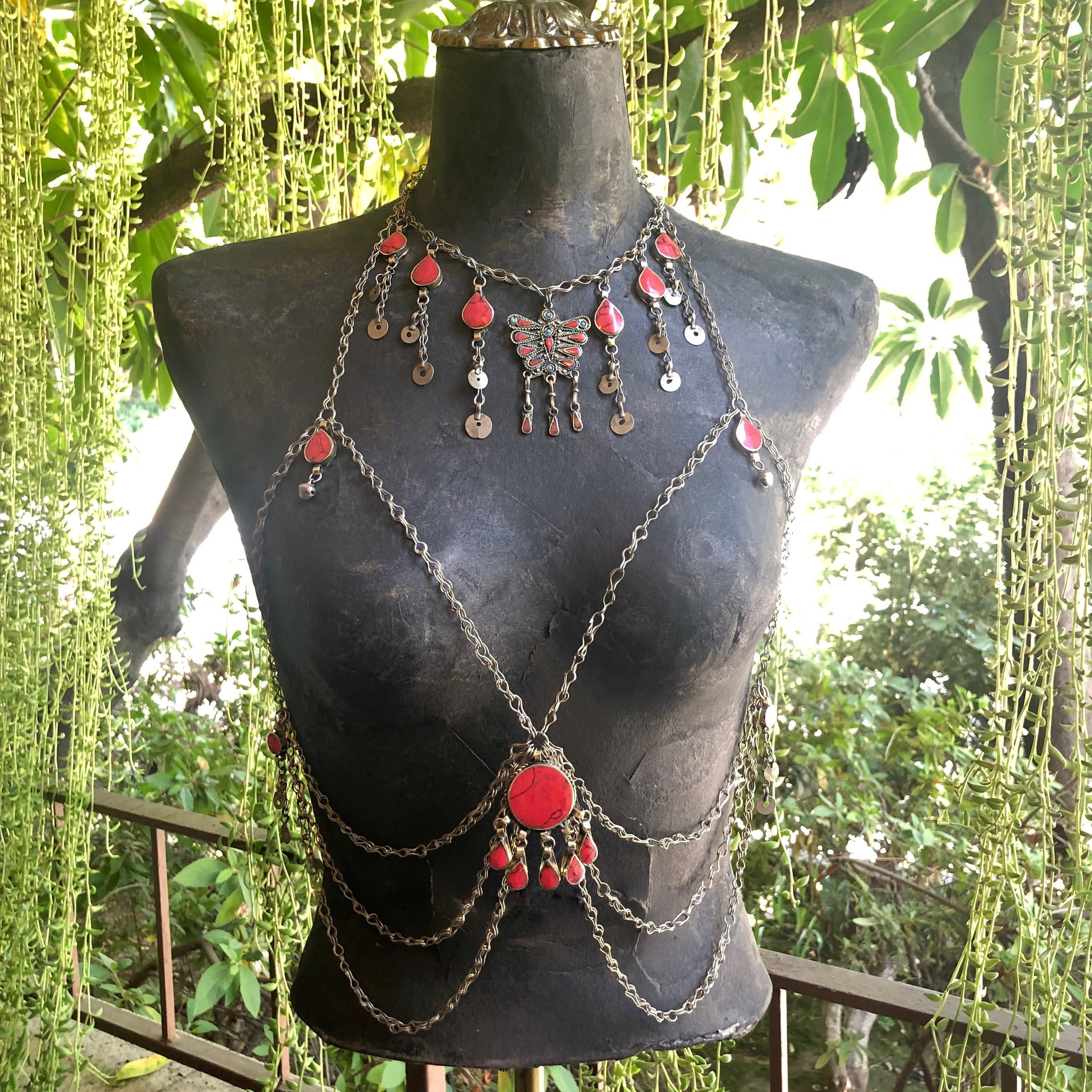 Roma Body Chain 06.jpg