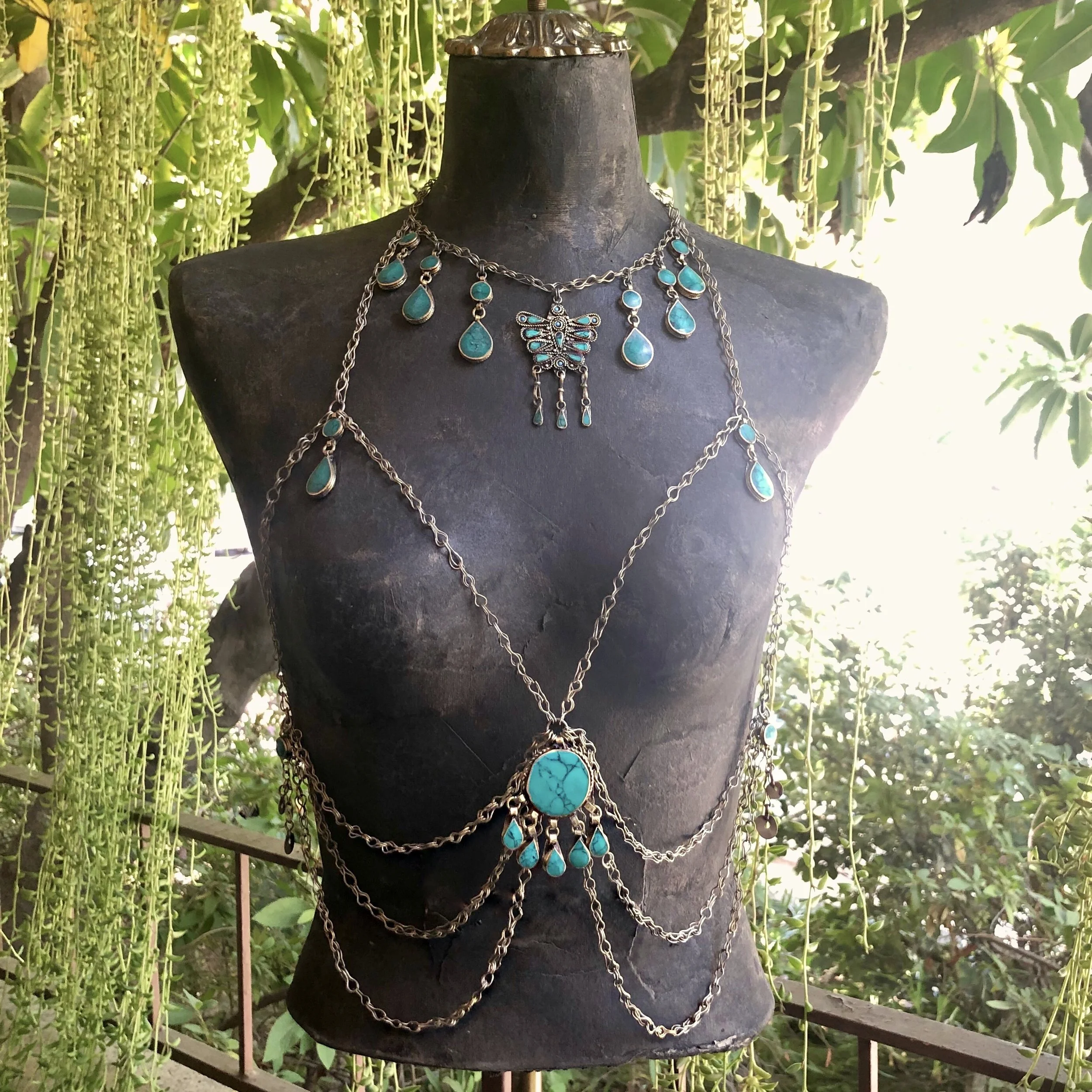 Esmerelda Body Chain 06.jpg