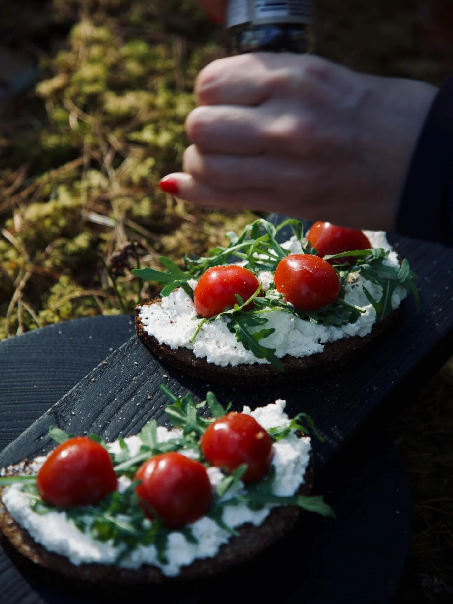 Un tik vienkār&scaron;i &ndash; satikties nevis uz kafiju, bet uz vienu gardmaizi. Ne kafejnīcā, bet starp priedēm, ar brīvu telpu domām, idejām un laimīgai bū&scaron;anai!

Pamēģini, Tev patiks&hellip;

#ķelmēni #rokudarbs #bioloģiski