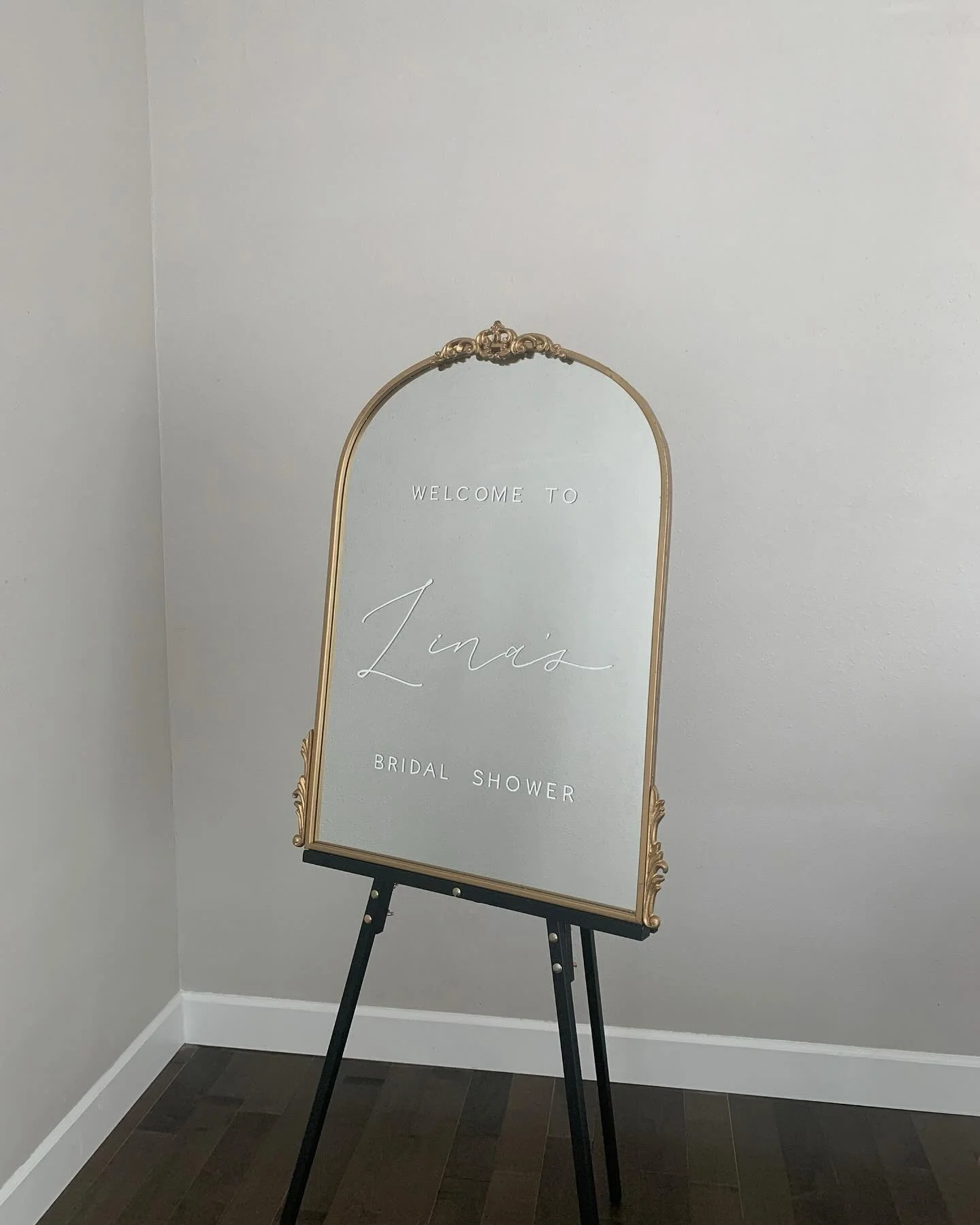 simple bridal shower sign
