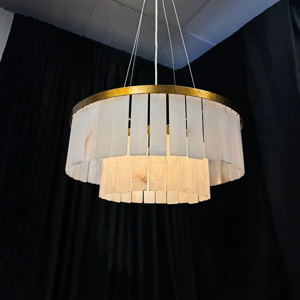 Quartz w gold rims - 9” x 20”