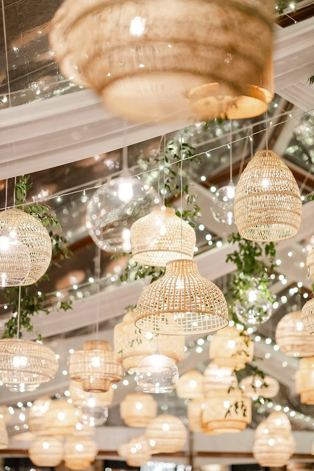 Basket Chandeliers - Photography by Peppernix