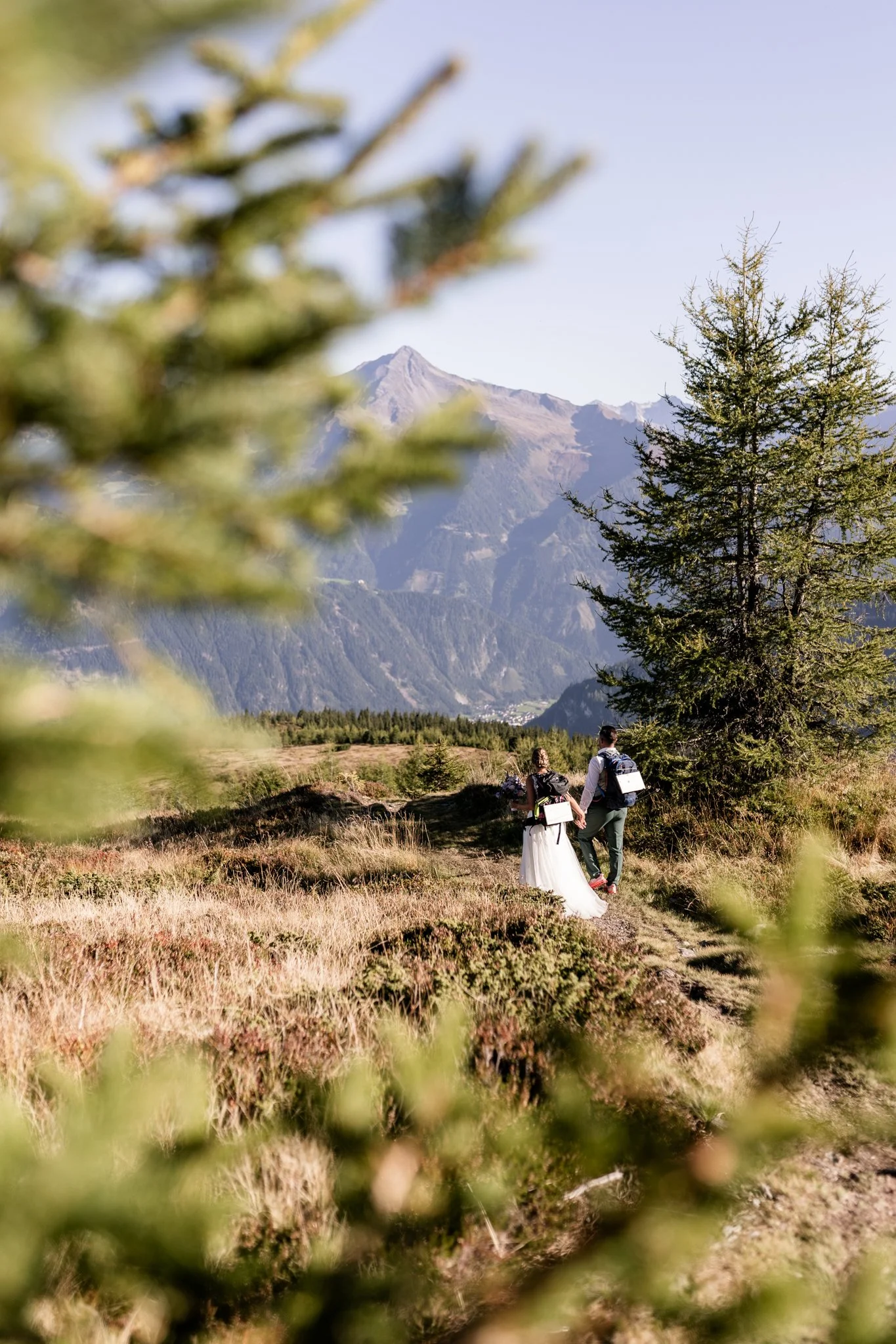 Landschaft im Zillertal, Zillertaler Höhenstraße, Berghochzeit mit Brautpaar
