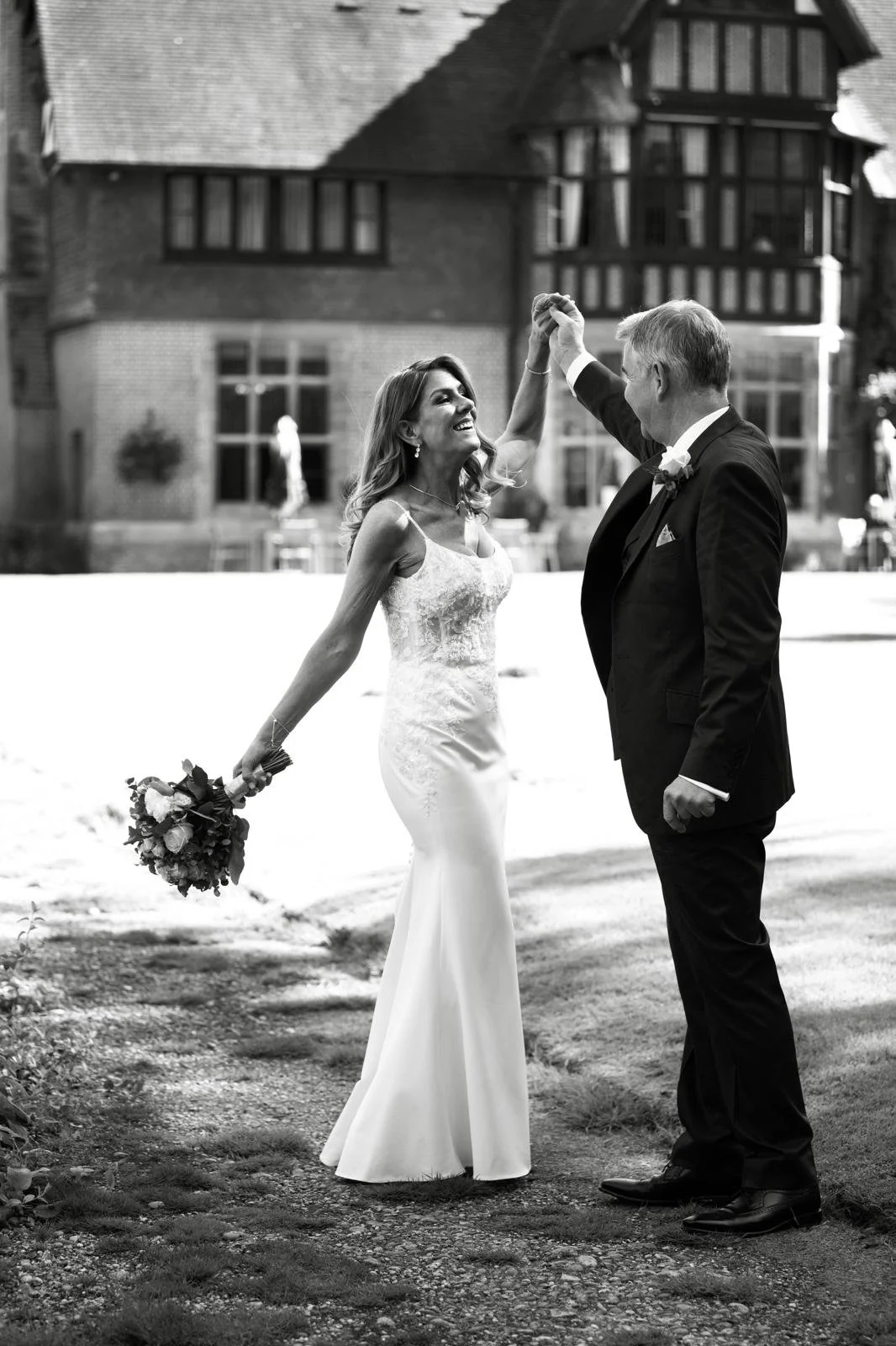 Wed2b-Chesham-store-with-Kulita-Bespoke-Bridal-Alterations.jfif