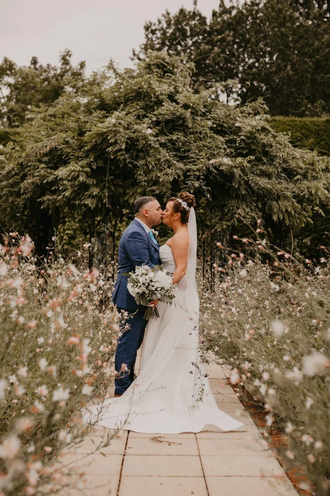 Wed2b-Chesham-Store-with-Kulita-Bespoke-Bridal-Alterations.jfif