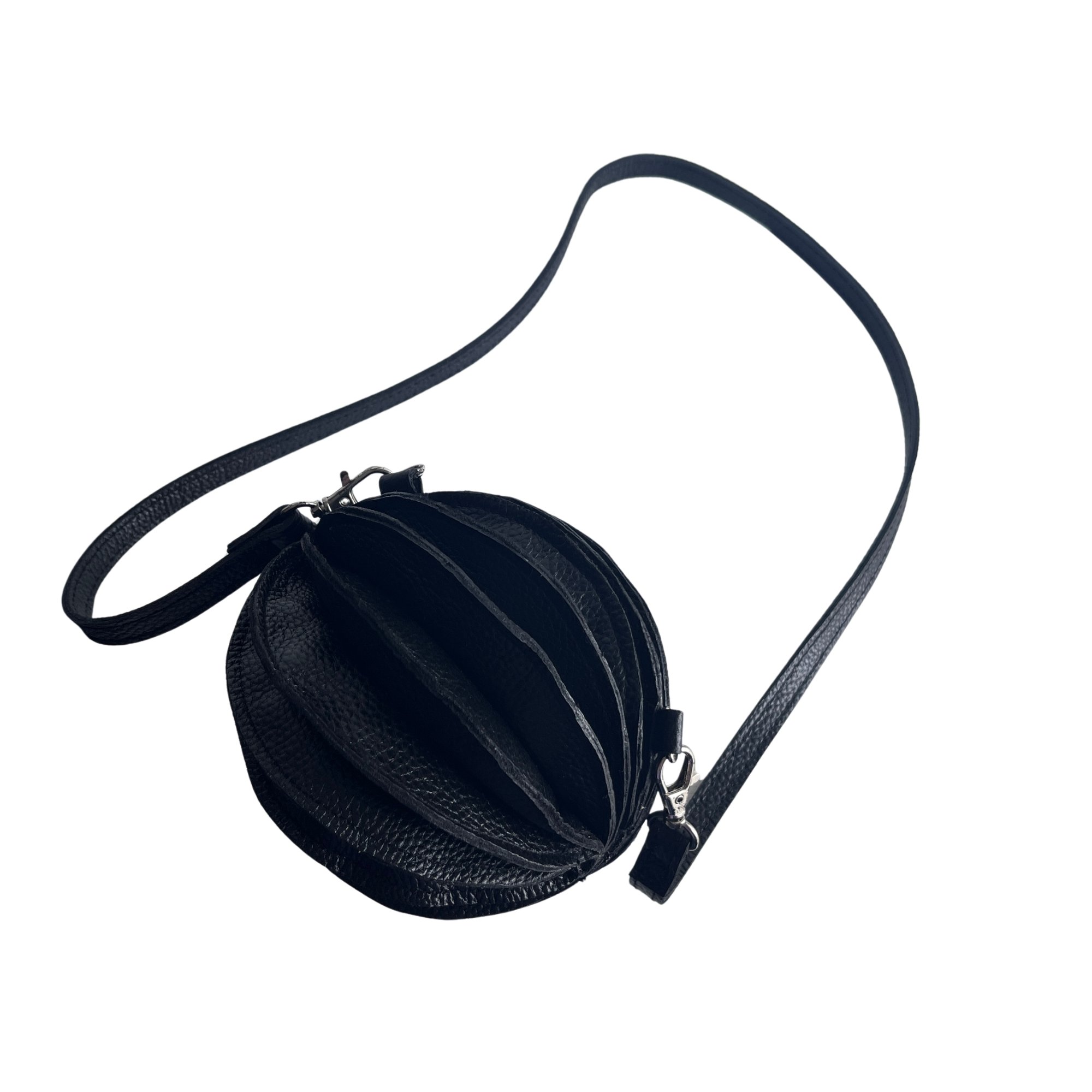 Black mini puffer 1.jpg