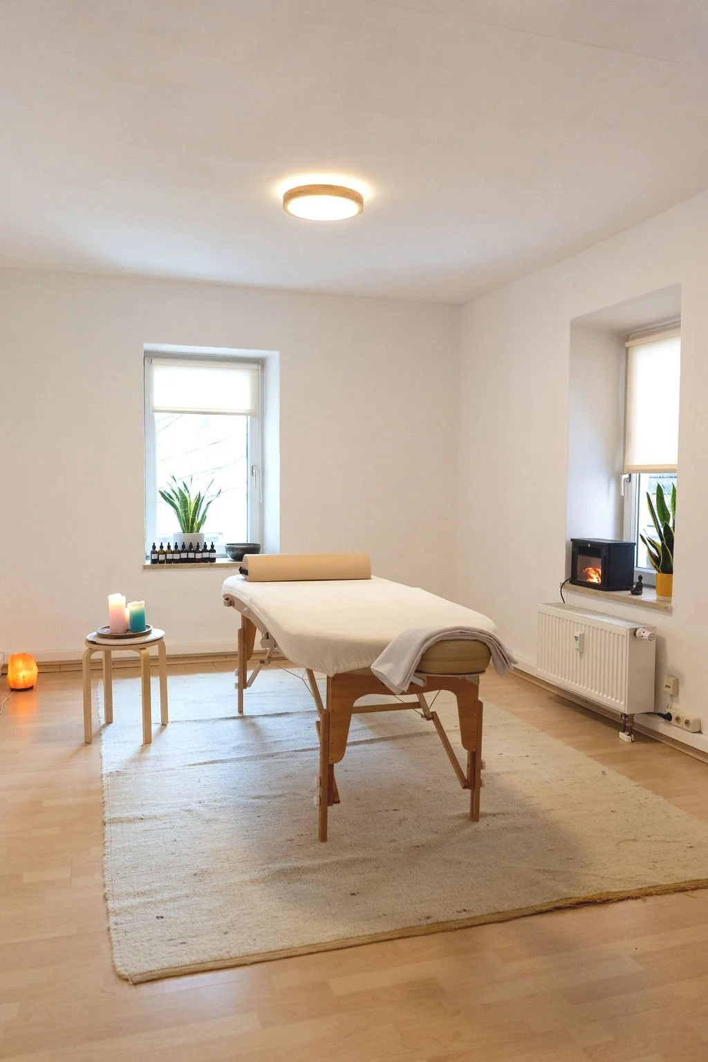 Behandlungsraum für Hypnosetherapie und Körperarbeit – Heilpraktikerin Rosenheim