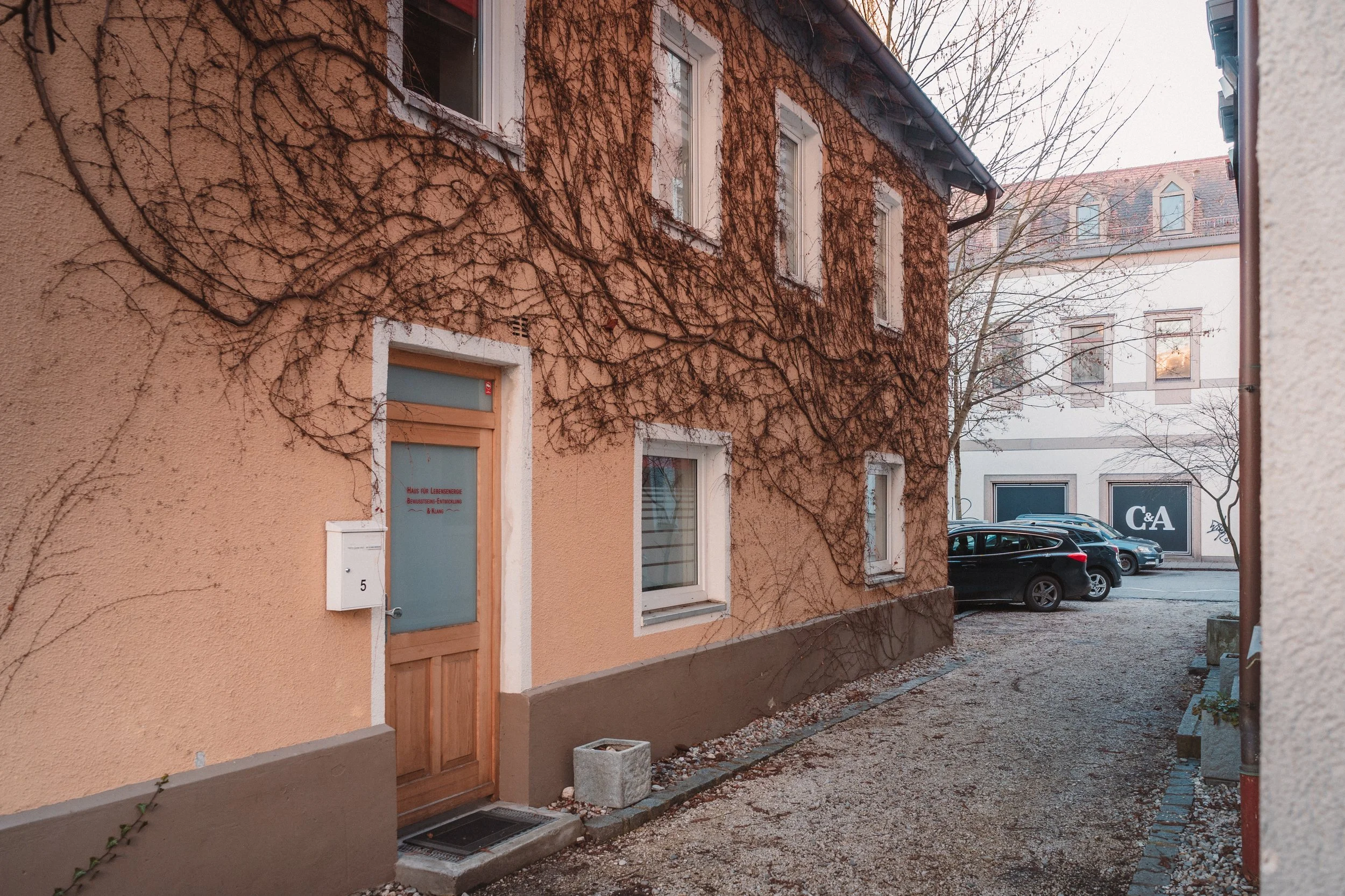 Praxis von Heilpraktikerin Katharina Westner in Rosenheim – Außenansicht