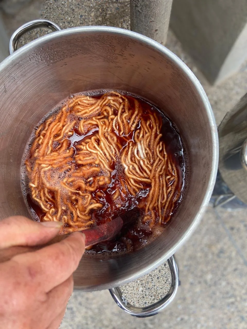 henna pot.jpeg
