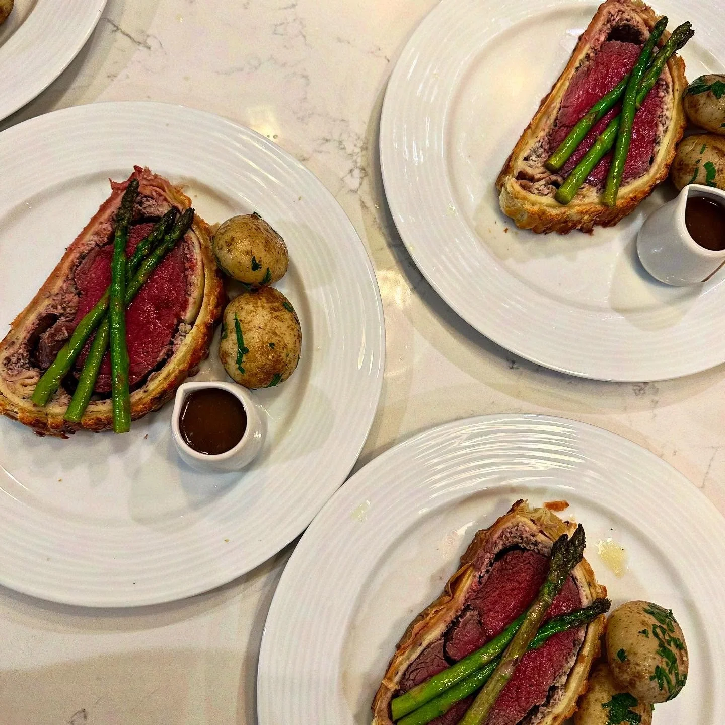 🍂 You can always tell autumn has arrived when the Beef Wellington makes its return! 🥩✨ 

We&rsquo;ve only got a handful of dates left before Christmas, so if you&rsquo;re planning a dinner party or need catering for your festive gathering, drop us 