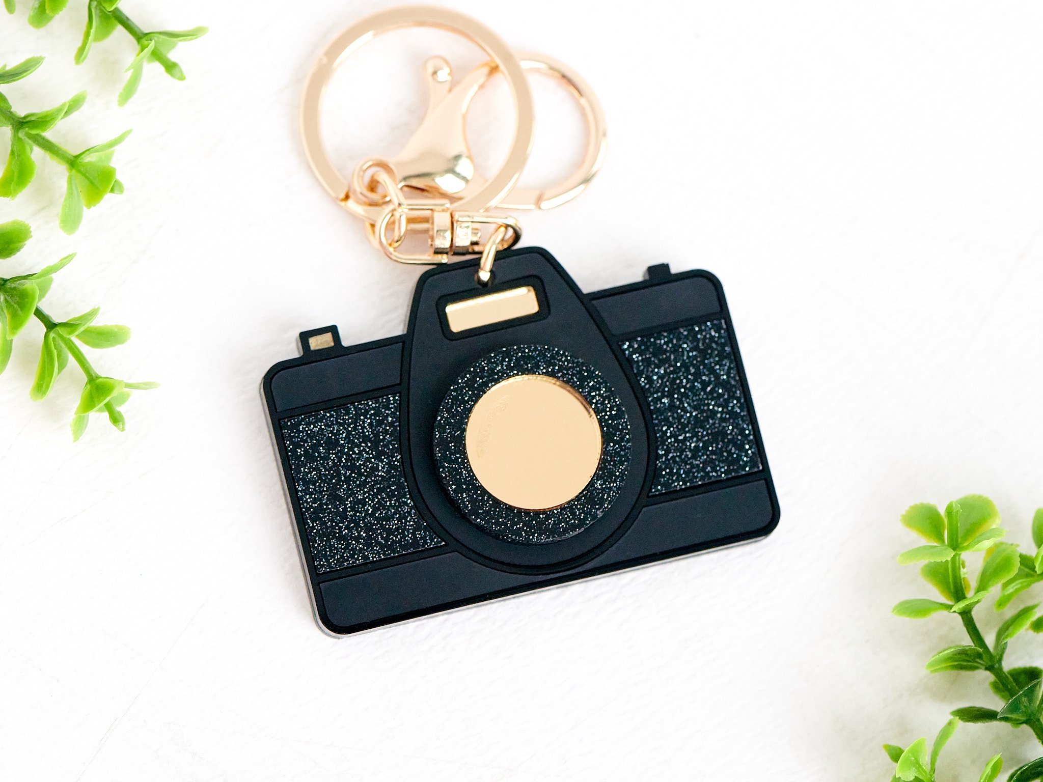Camera+Keychains+Glitter+Gold.jpg