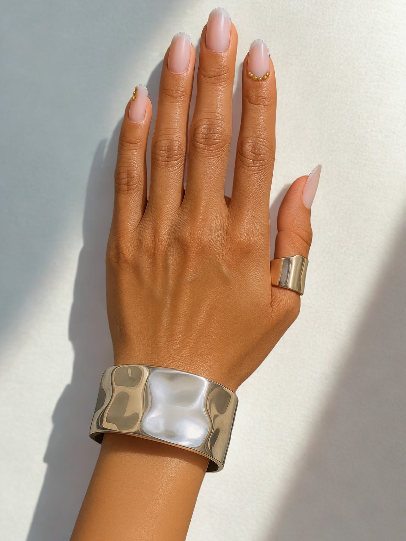 make a statement with the chrome bracelet.
sleek design, mirror shine, made to elevate every look.
shop now at aphronics.com