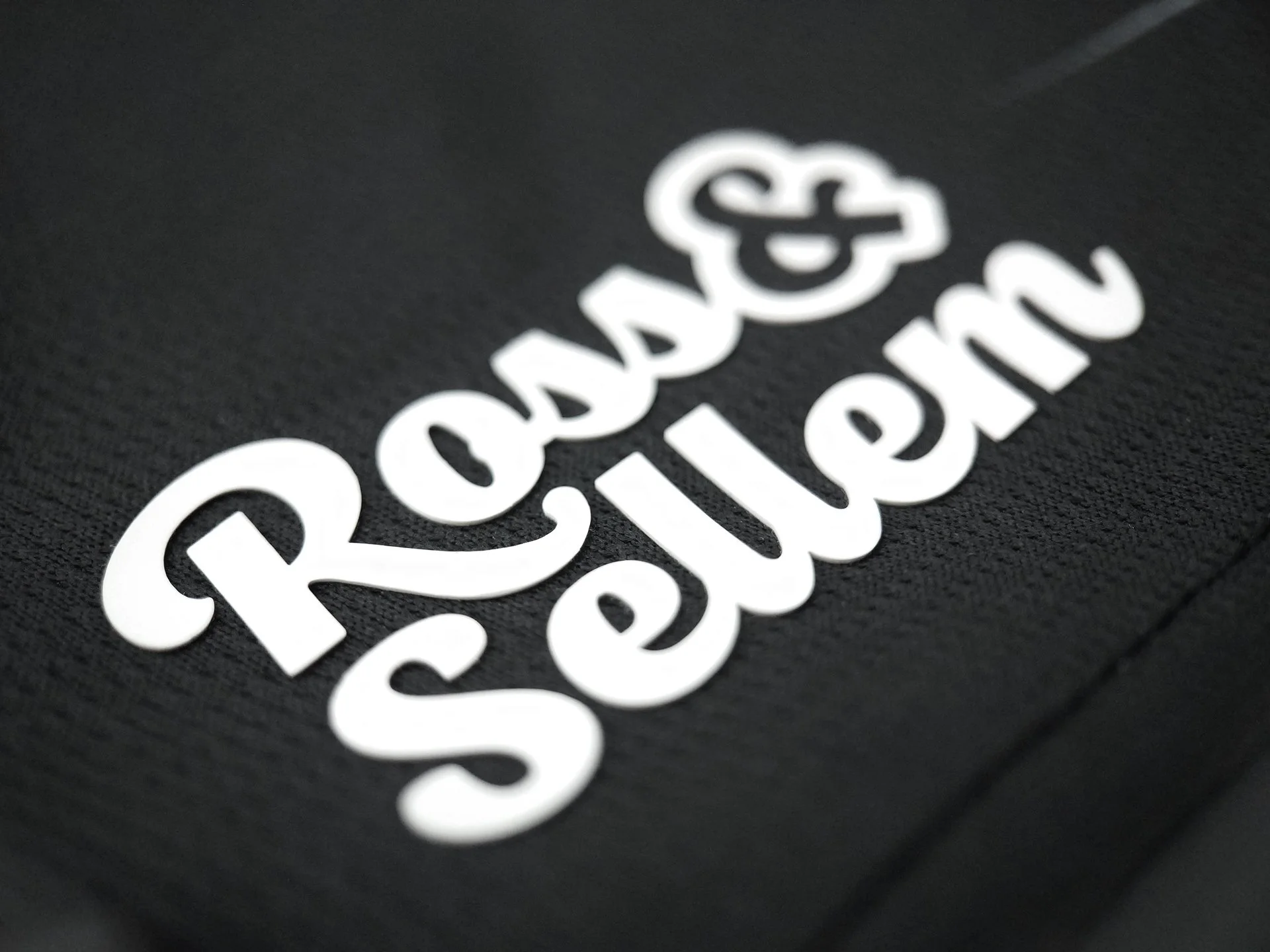 SFC-Manga_Tee-RS_LOGO_close_view.jpg