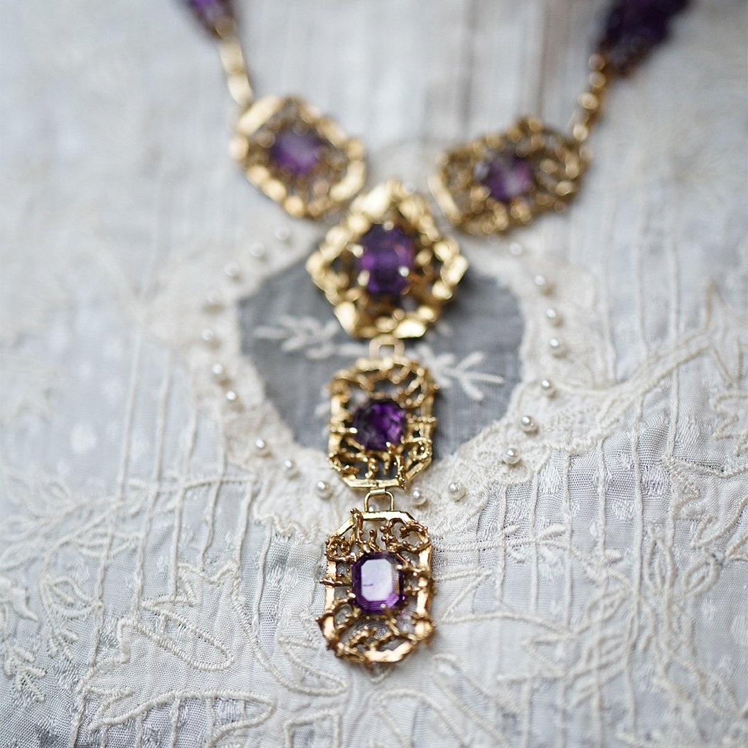 CROISSANCE COLLIER MOTIF CENTRAL 3.jpg