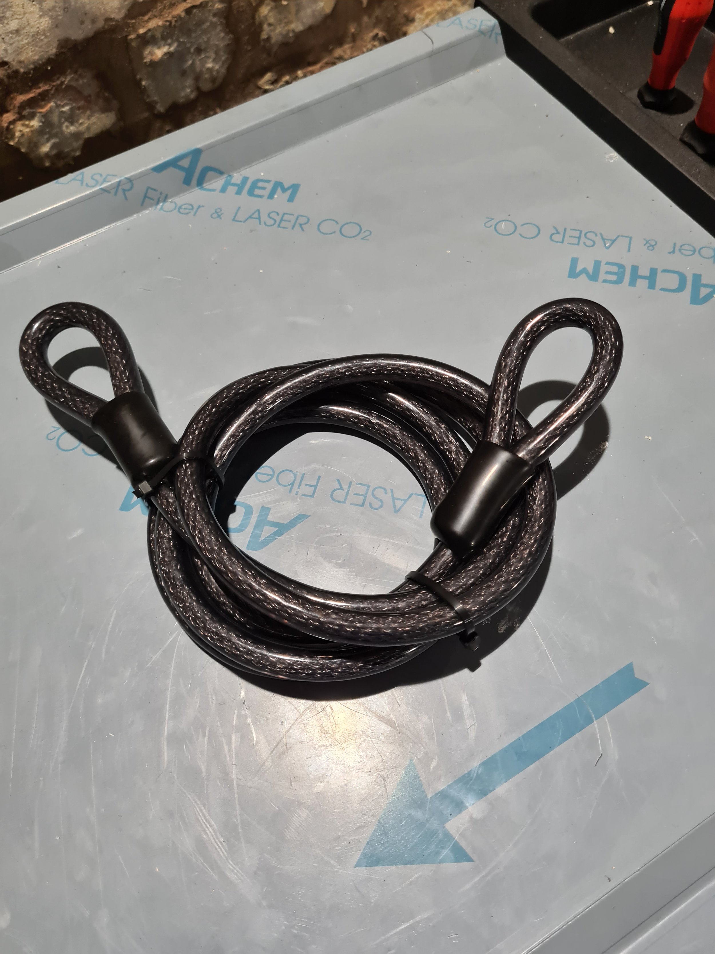 Extendable Wire Rope - 1.9 Metres