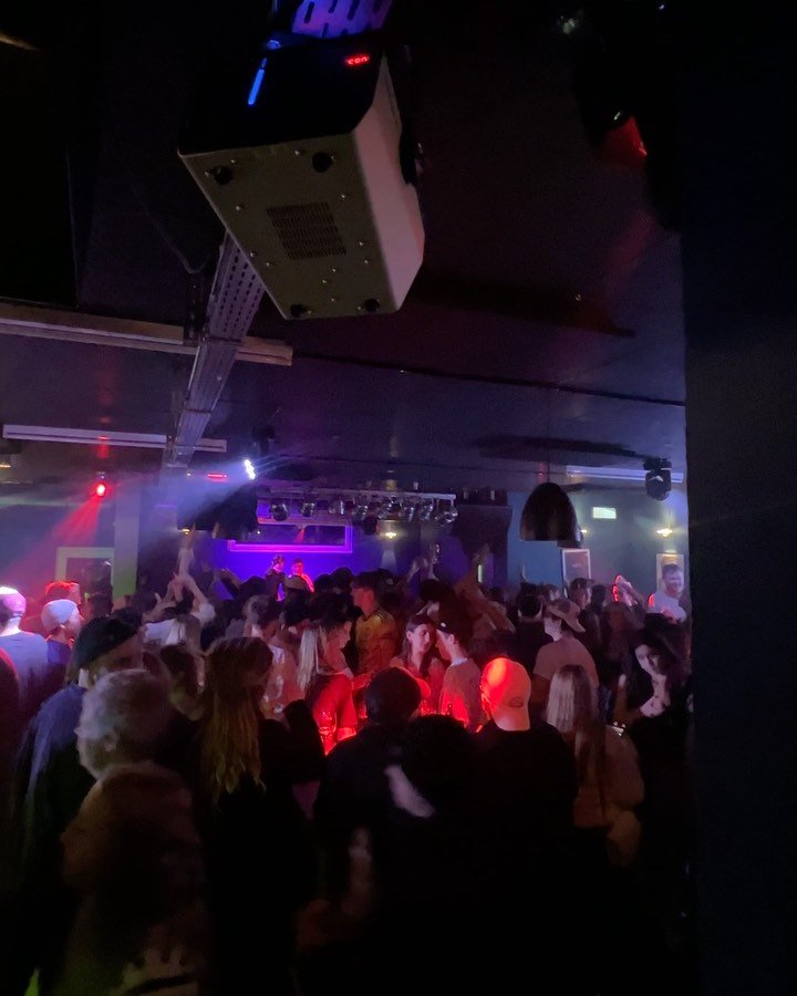 Recap 31.12.2024🤯
Thank you @dj_faebu and @ericsaintmichaels for the great night&hellip; 2025💥🍀 

#timeout#timeoutfiesch#fiesch#aletscharena#party#aletscharena_ch #djfaebu