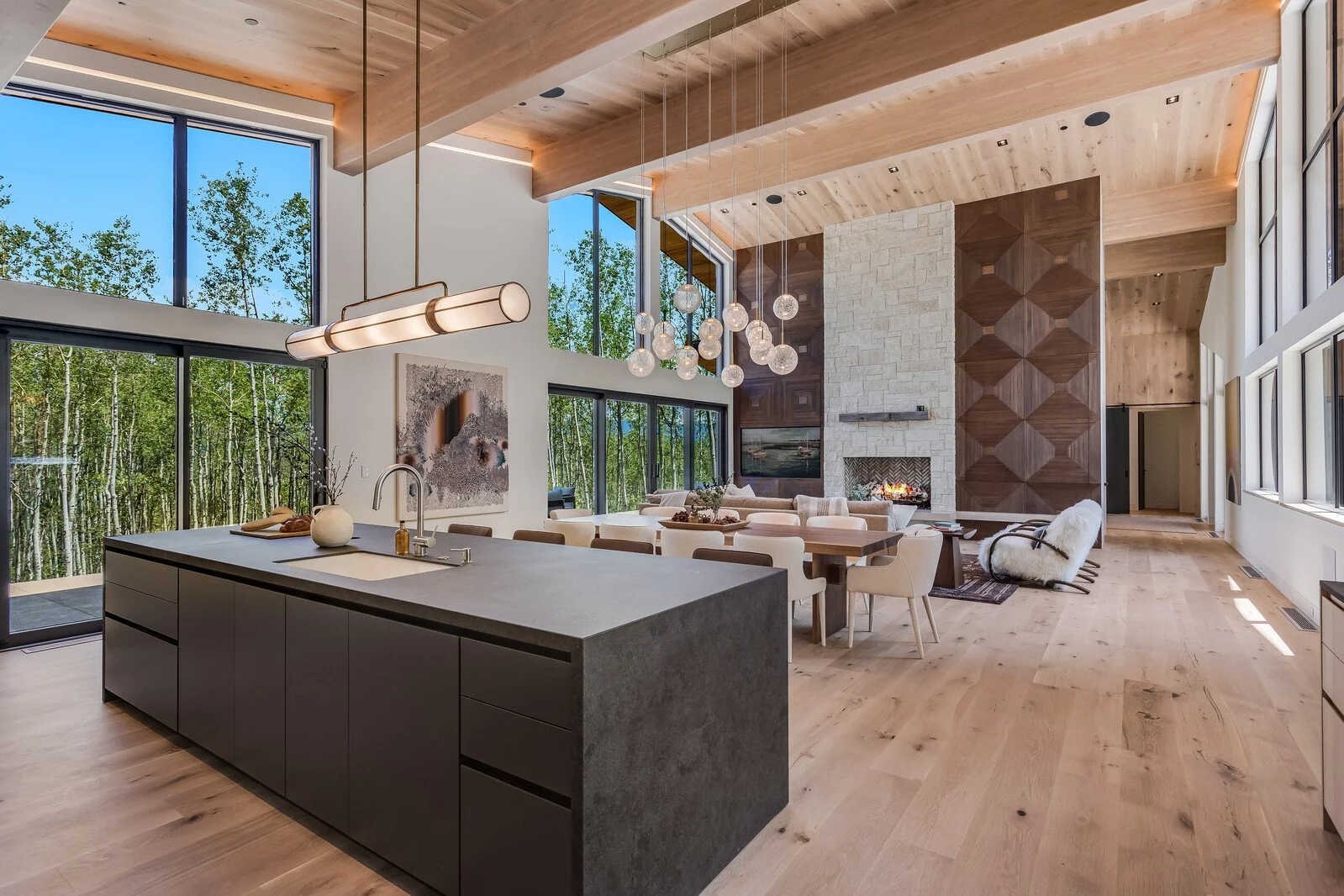 11_231_Maple_Ridge011_mls.jpg
