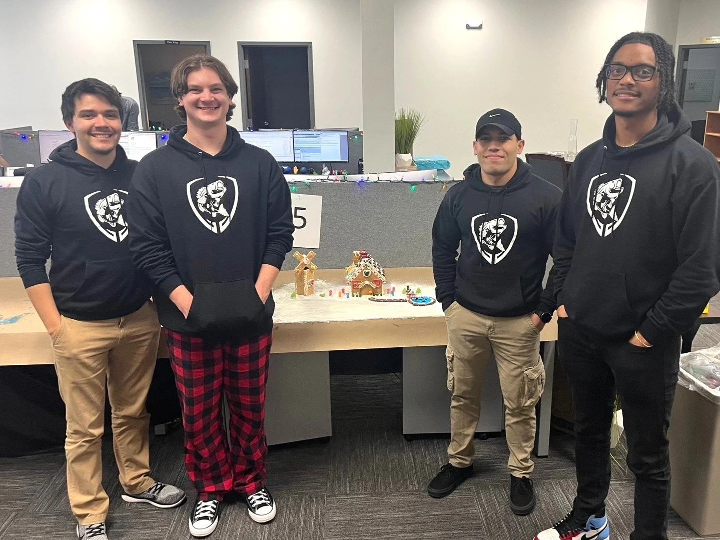 🎄Gingerbread Showdown at Bass Underwriters&rsquo; Orlando Branch! 🍬

Our Orlando, FL team got creative with a gingerbread house decorating competition, and the results were nothing short of amazing! 🏠✨

A big thank you to everyone who participated