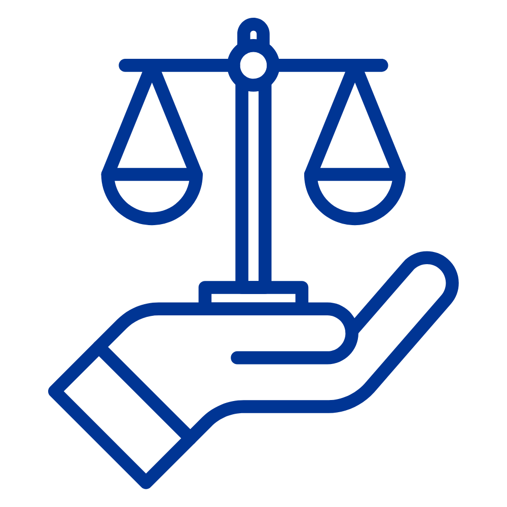 Symbolbild einer Hand, die eine Waage hält, was Gerechtigkeit oder Recht darstellt.