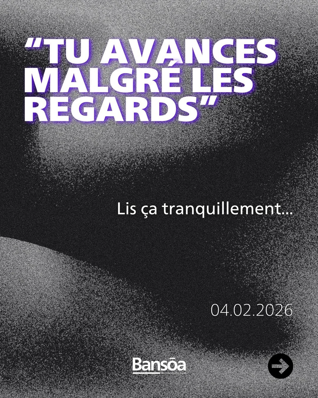 &ldquo;Tu avances malgr&eacute; les regards&rdquo;

Les supporters observent.
Les coachs analysent.
Les r&eacute;seaux commentent.

Aujourd&rsquo;hui, reviens &agrave; ton jeu.
&Agrave; ton souffle.
&Agrave; ta zone.

La confiance commence dans ton p