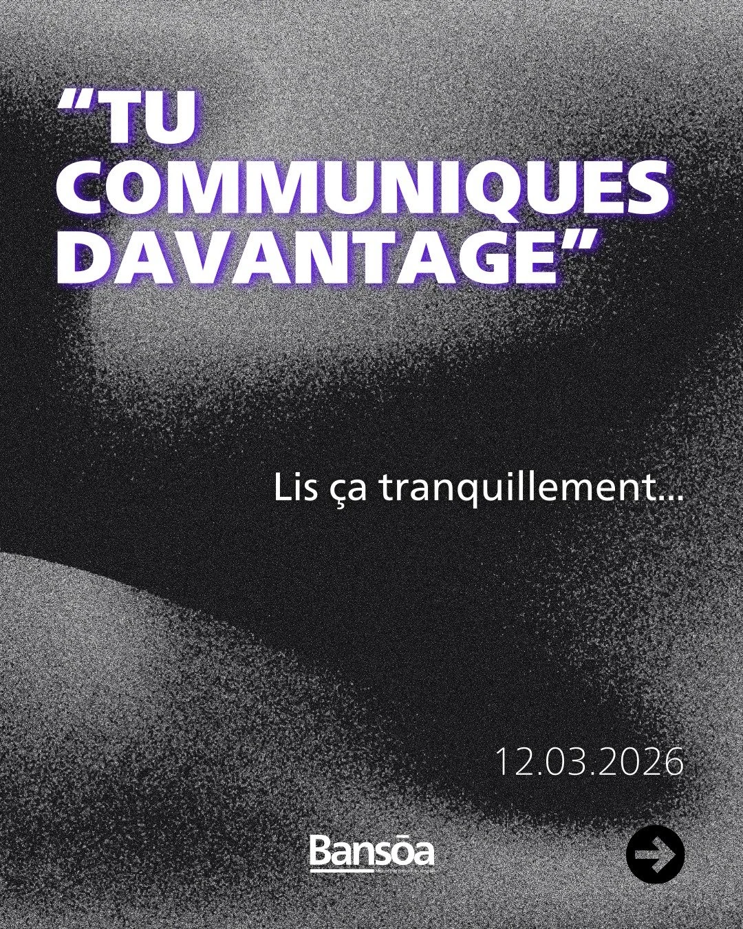&ldquo;Tu communiques davantage&rdquo;

&Agrave; mesure que la saison avance, tu comprends une chose :
le silence fatigue une &eacute;quipe.

Un mot encourage.
Une indication replace.
Un regard rassure.

Ta voix devient un outil de performance.

Tu n