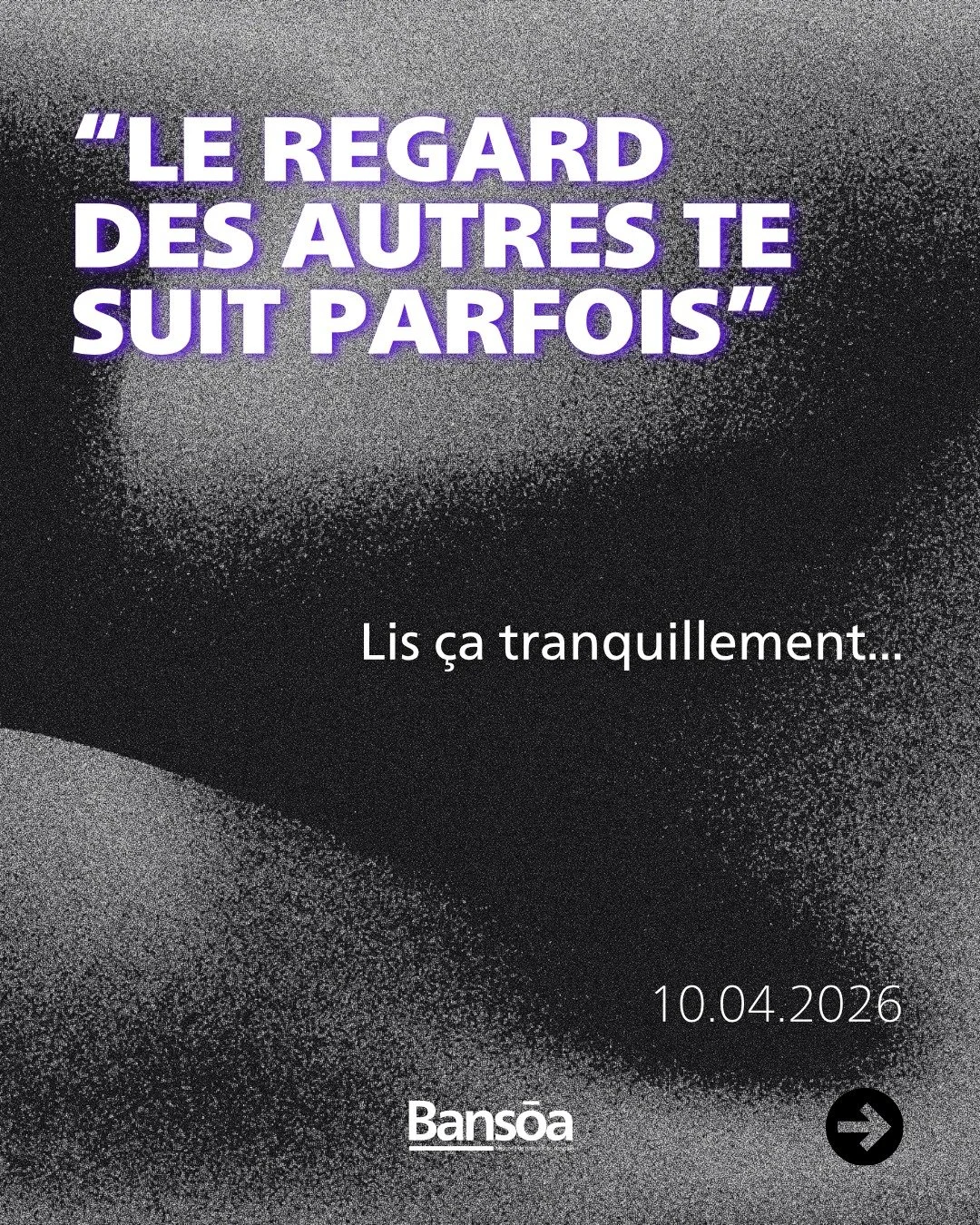 &ldquo;Le regard des autres te suit parfois&rdquo;

Tu fais une erreur.

Et pendant une seconde&hellip;
tu ressens les regards.

Co&eacute;quipiers.
Coach.
Public.

M&ecirc;me si personne ne dit rien.

Tu le ressens.

Et ton jeu peut se fermer.

Aujo