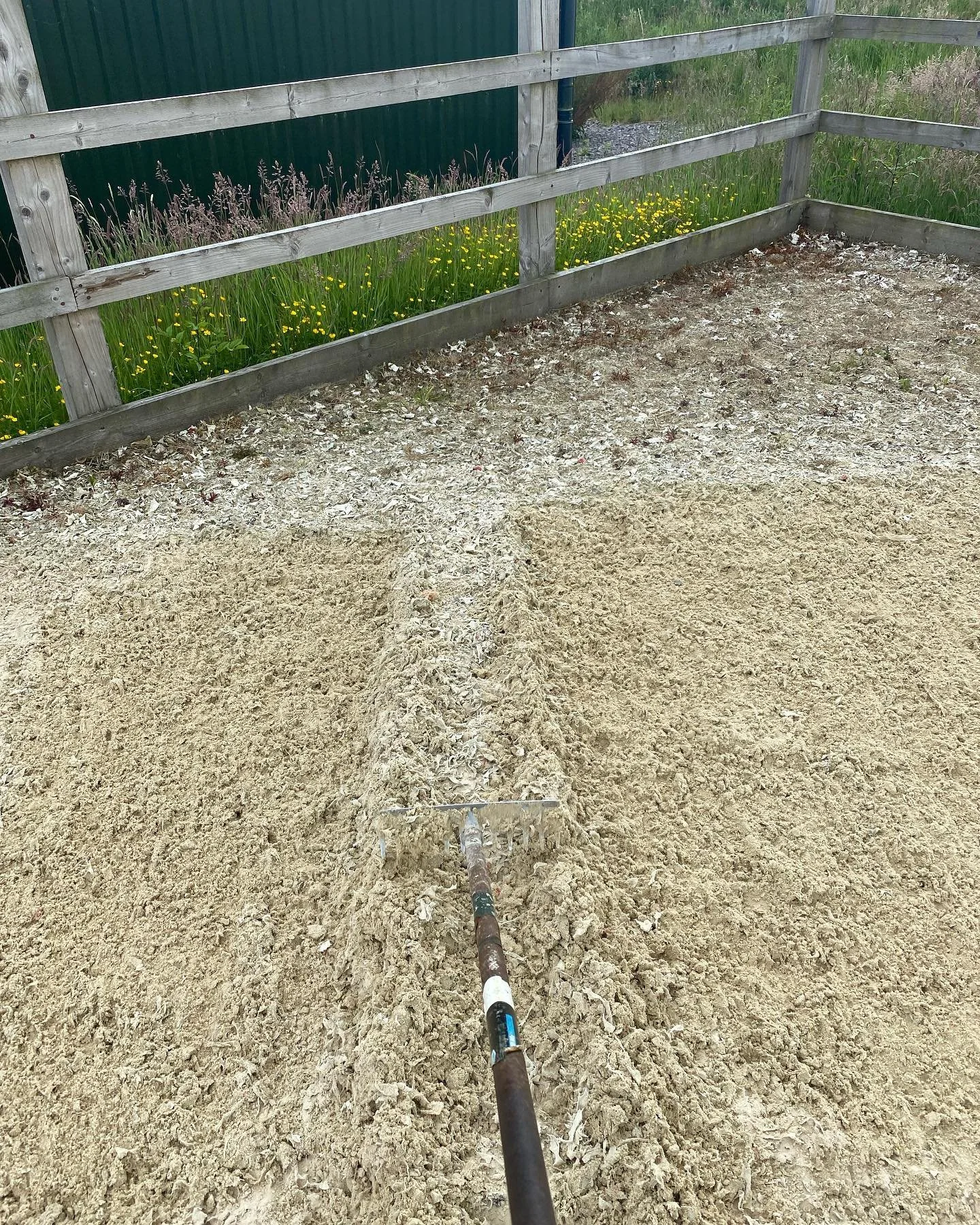 This symbolic last line of torture from manually taking in the sides of the school. 3 weeks of spare time used up or looking at it another way. Free Gym work including blisters 😂