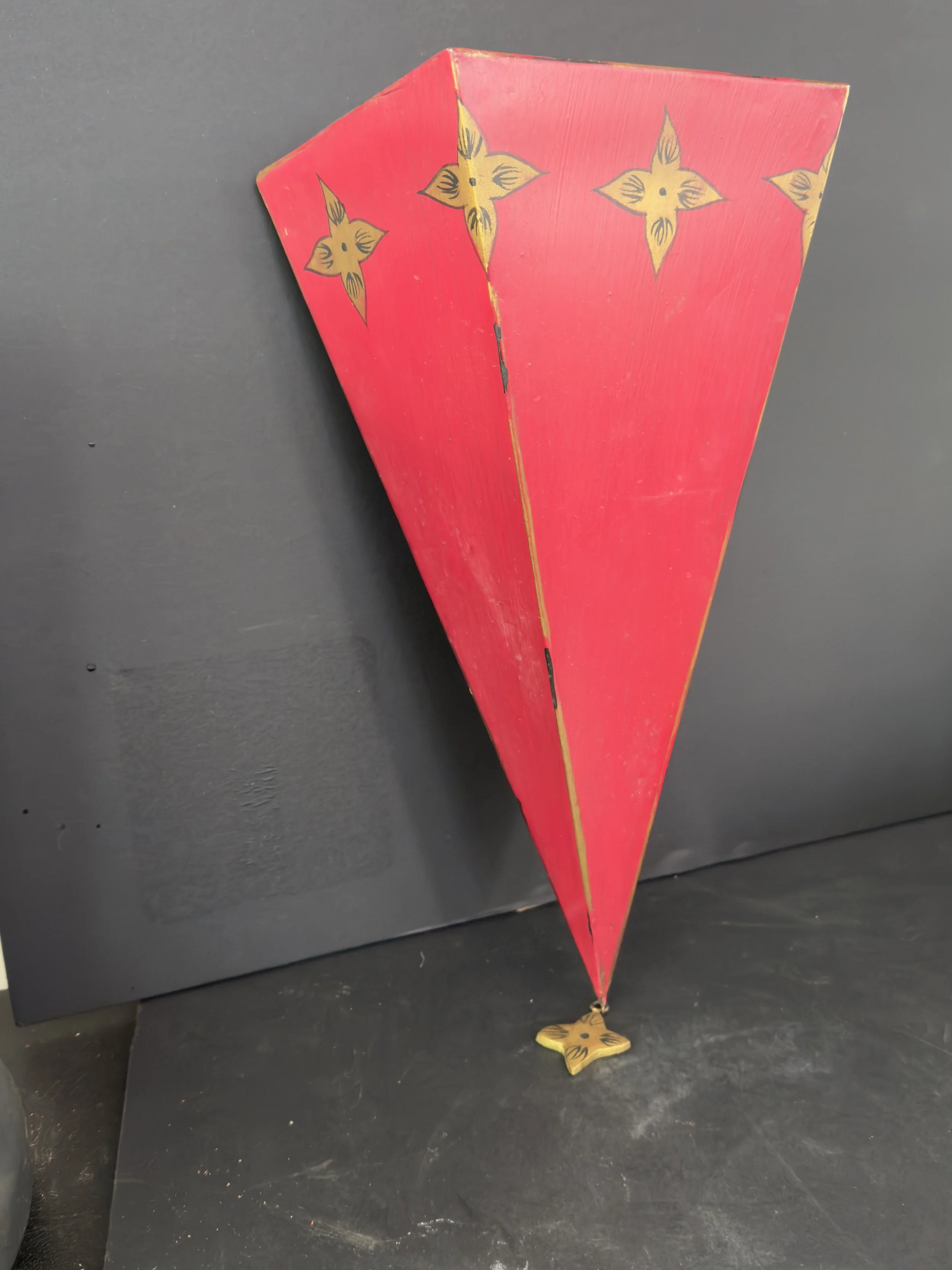 triangle shelf3.jpeg