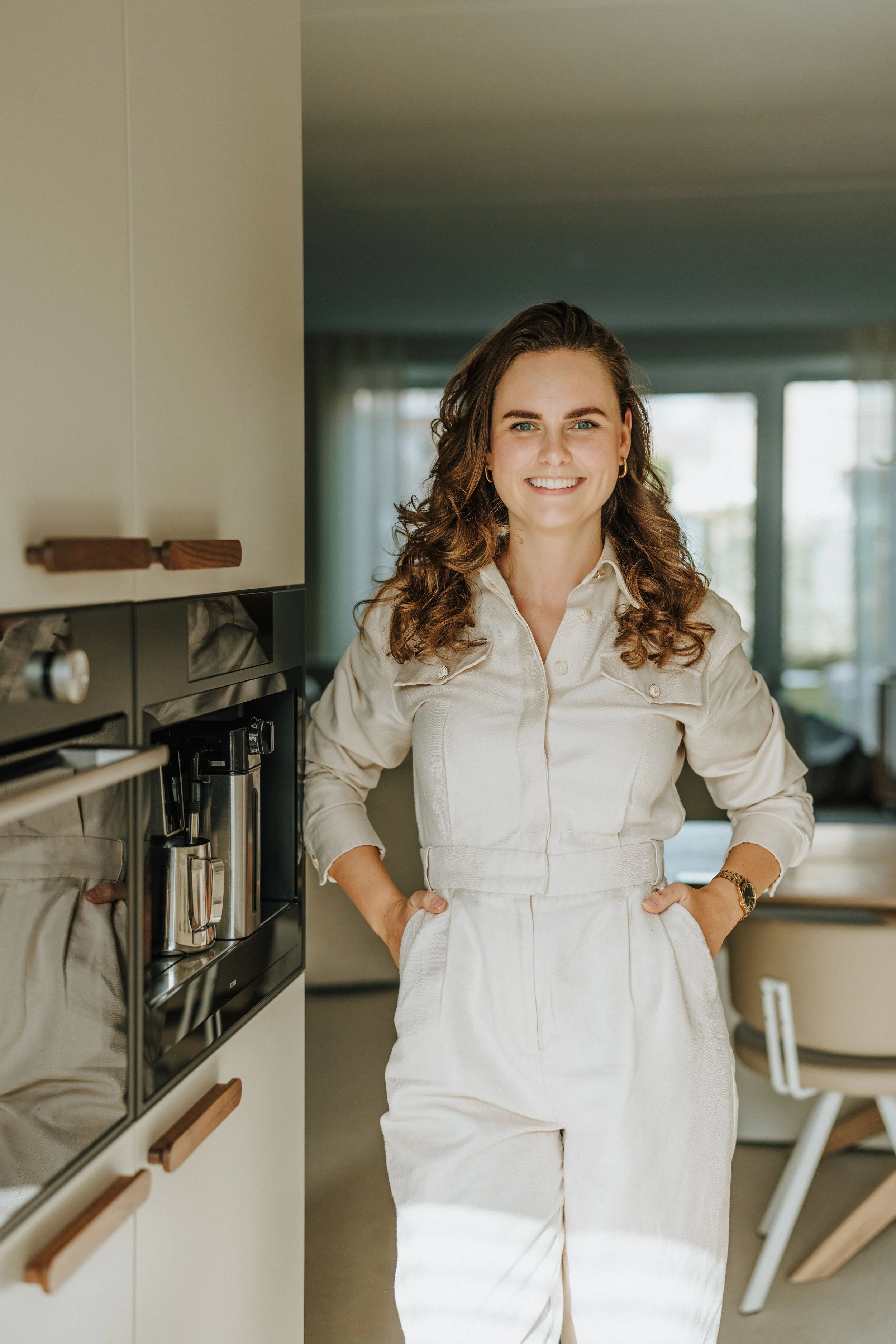 Portret van creator Alena Pruim - De Ruiter, aangesloten bij Mention Management.