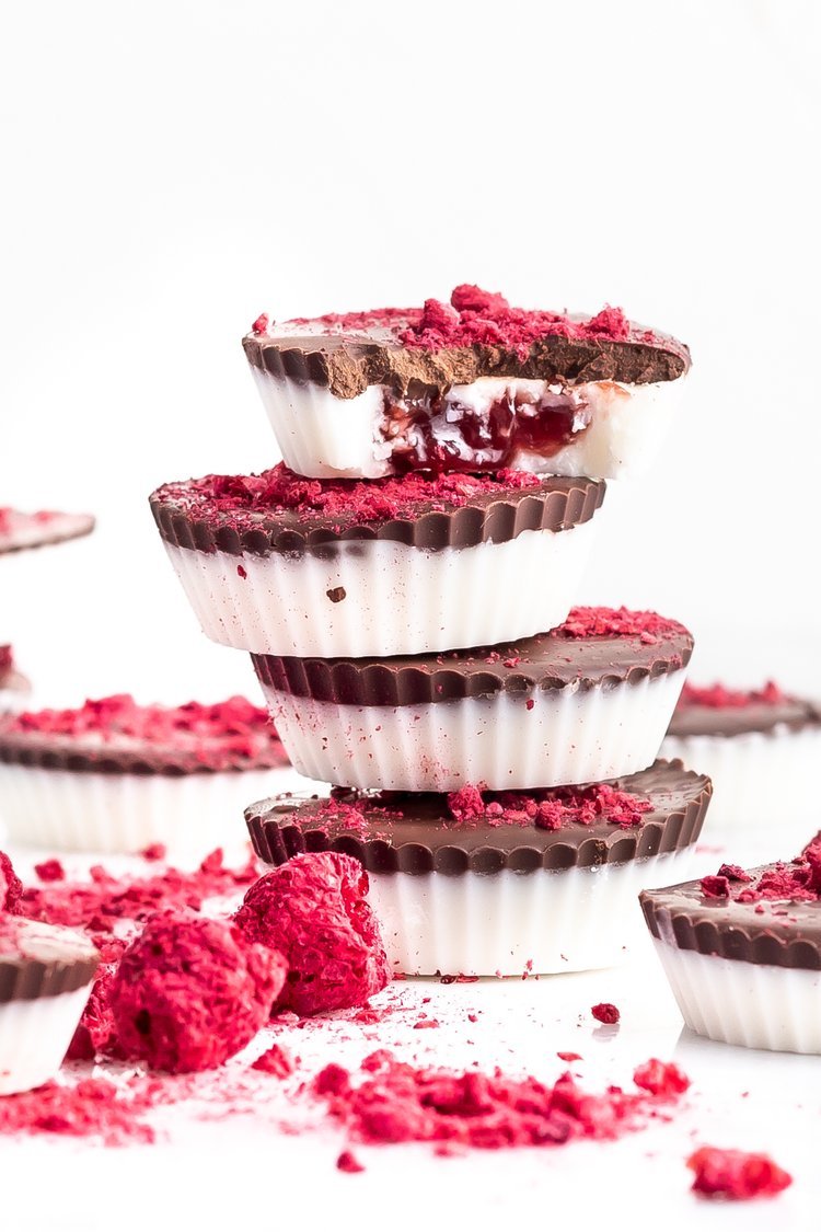 raspberry+coconut+butter+cups-10.jpeg