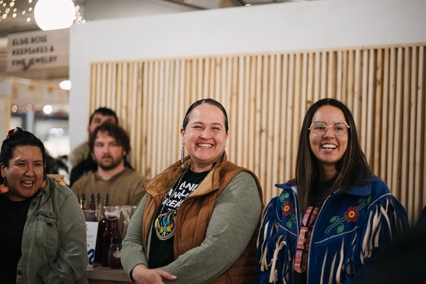 Thunder Bay, long recognized as a regional epicentre for beadwork, is now firmly at the forefront of an exciting moment in contemporary Indigenous art. Next week, the Thunder Bay Art Gallery @thunderbayartgallery is hosting Aanikoobijiganag: Thunder 