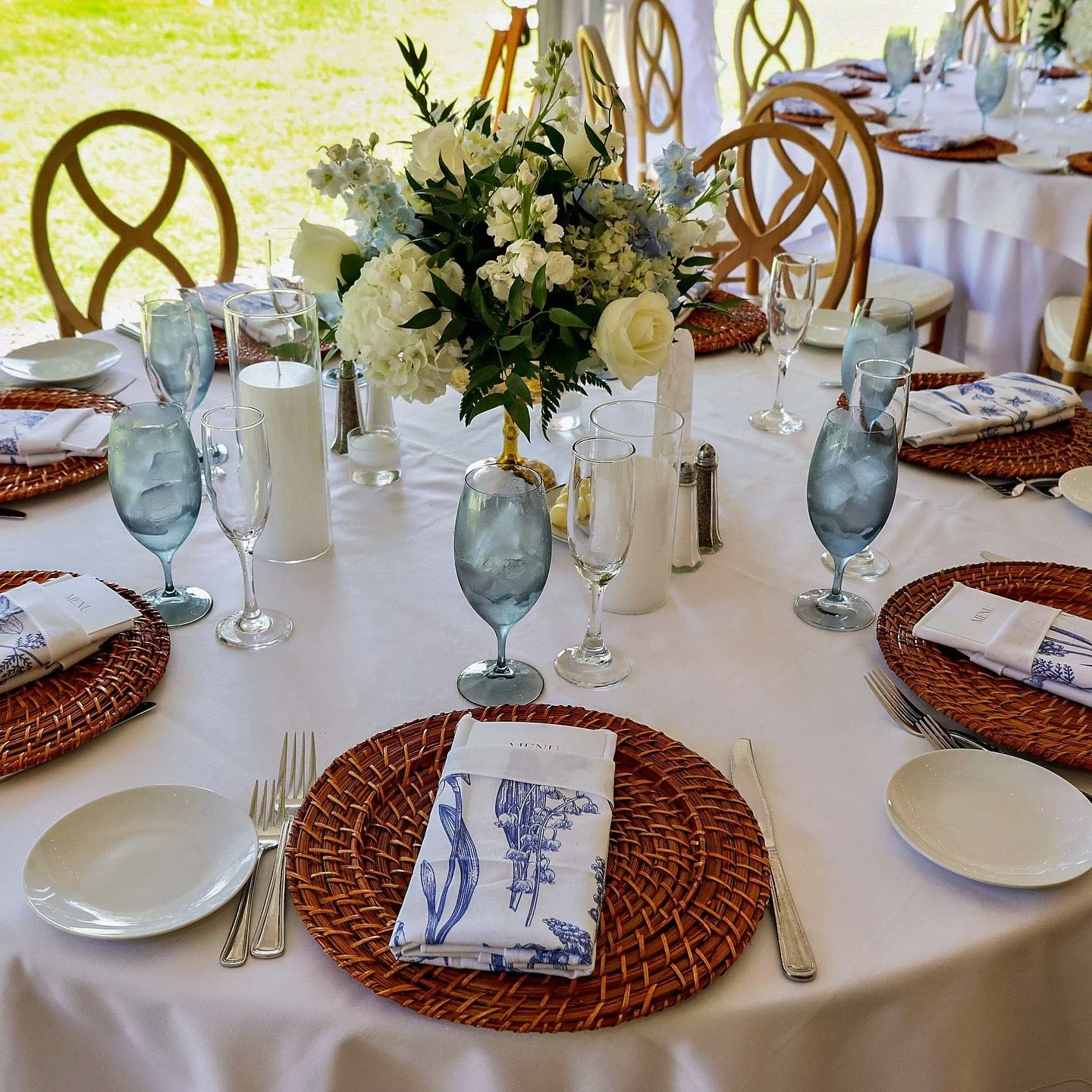 Ocean hues, seaside elegance, and the sweetest &ldquo;I do.&rdquo; Erin &amp; Jim&rsquo;s tented Misselwood Wedding was a coastal dream, and we were honored to be part of their day-of team! 

Rentals by @peakeventservices 
Venue @misselwoodevnts
Coor