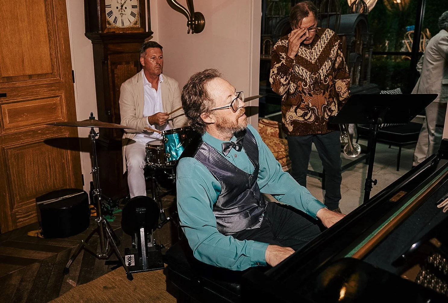 Live Piano with Valiant Von Thule 