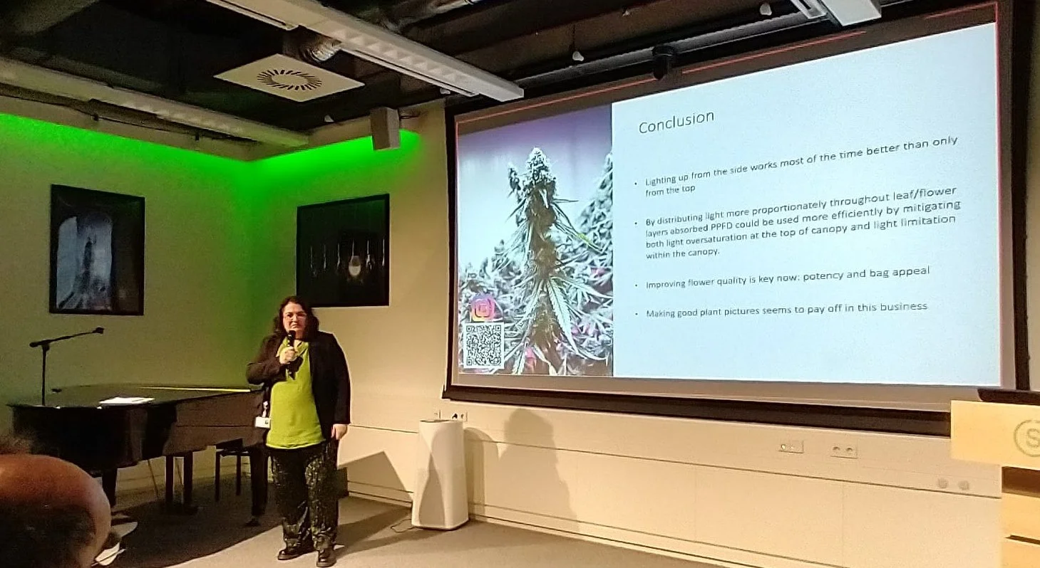 Dovo Celine 2023_edited.jpg