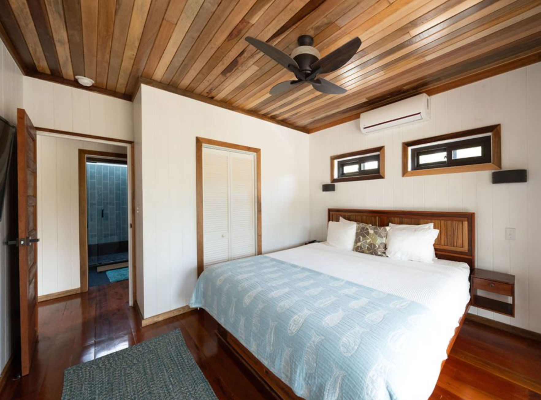 Belize beachfront homes for sale