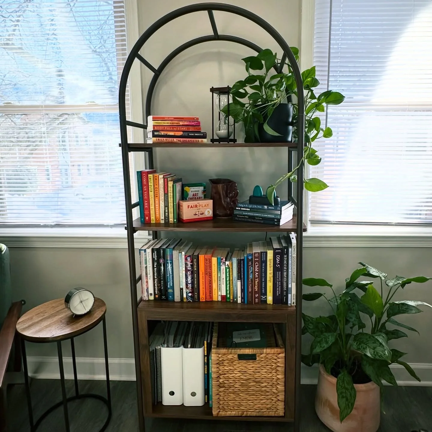 Loving this bookshelf upgrade in the new office. Swipe for a glimpse of a few of my favorite books for perinatal mental health. 💜 
#matrescence #postpartum #csection #pregnancy #therapyoffice