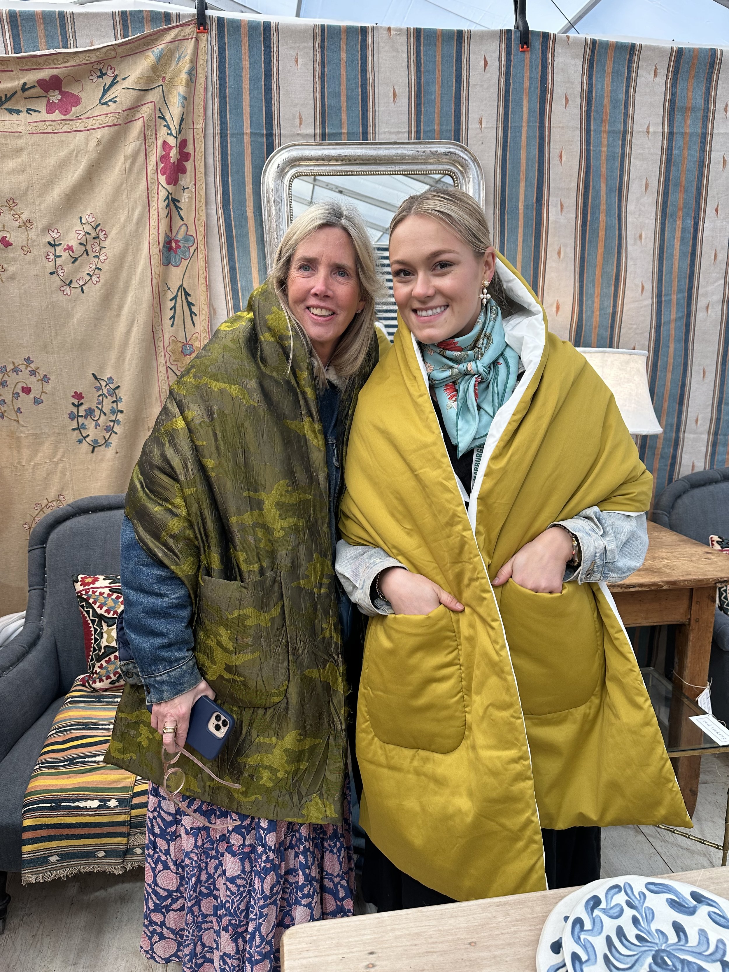 Mustard / White Taffeta Wrap
