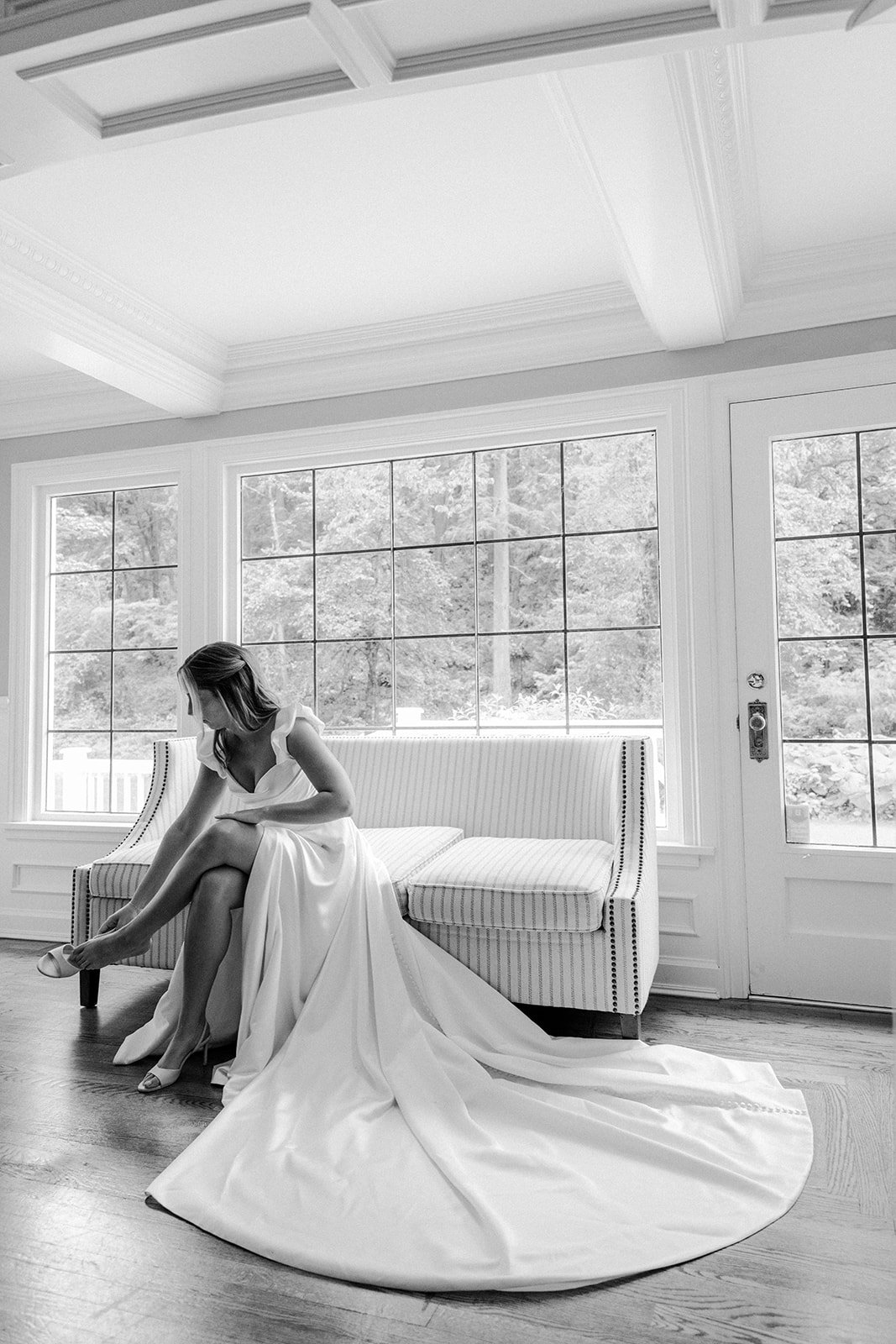 Emily-Ed-Wedding-Previews-05.jpg