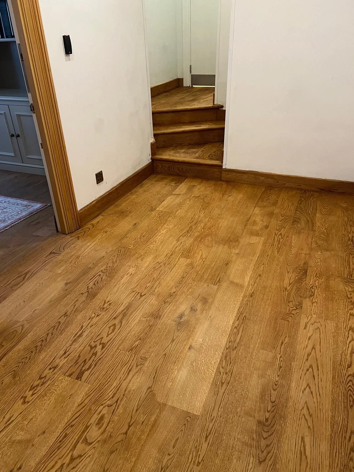freshly laid skirting/floor joint