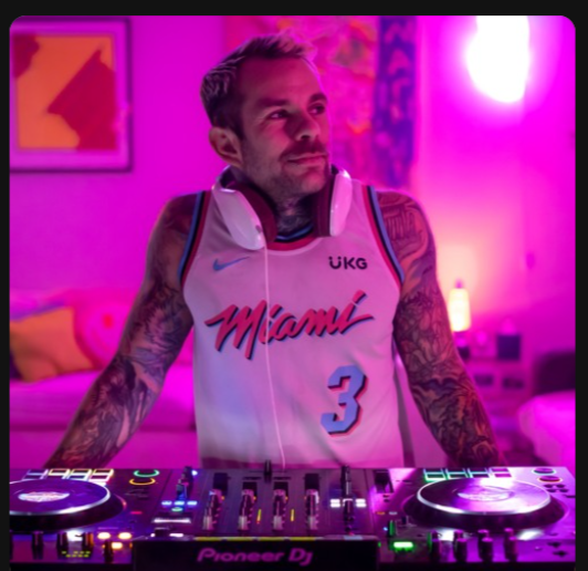 DJ DH(A)D 