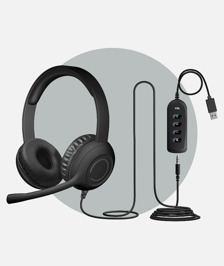 Auriculares con micrófono, cable y control de volumen.