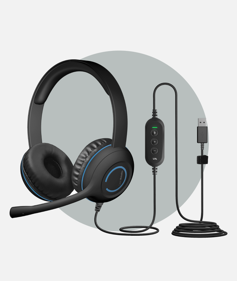 Auriculares con micrófono, control remoto y cable USB.