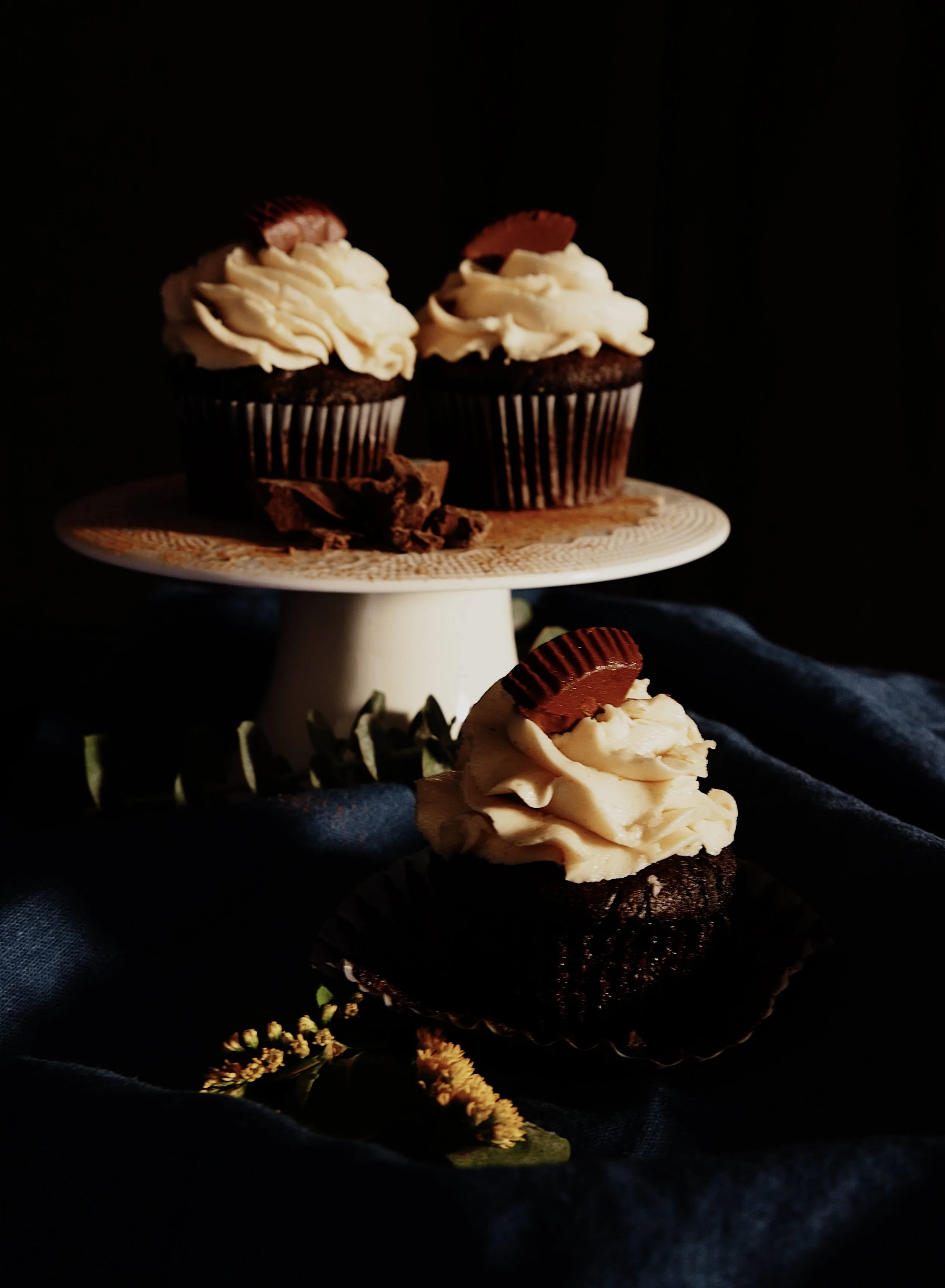 Staged Food Photography (Cupcakes)