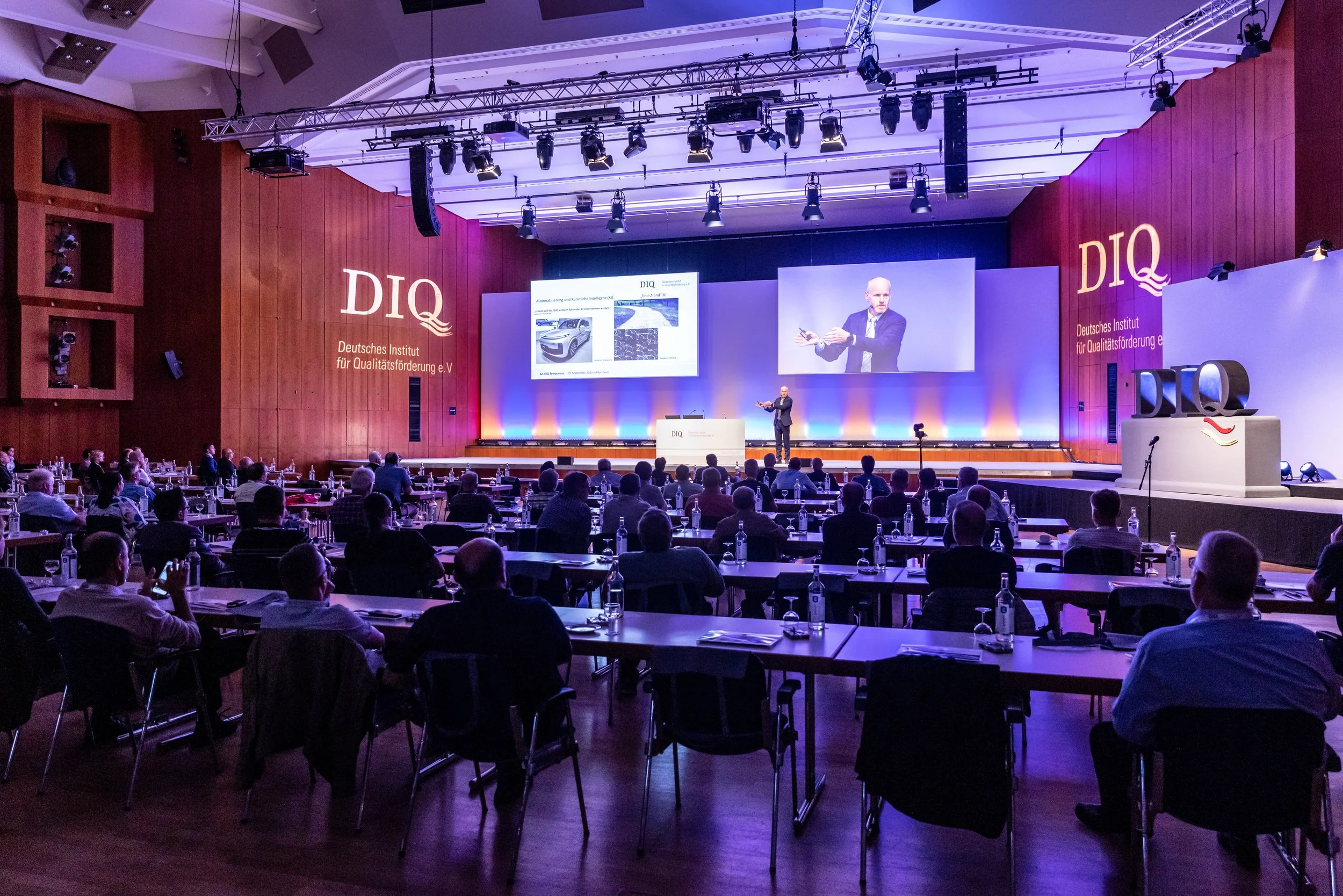 DIQ_23_PF_083.jpg