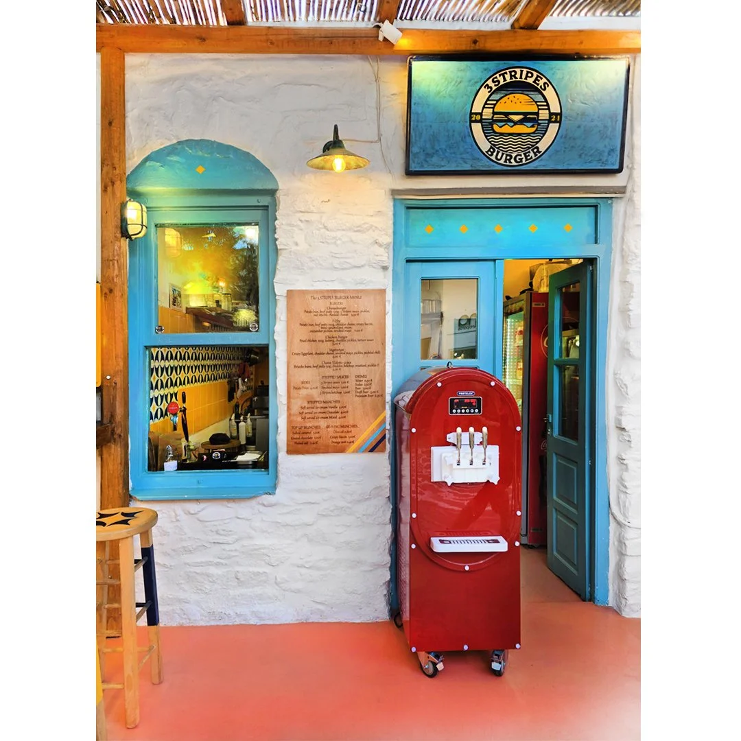 BURGER RESTAURANT IN ANTIPAROS