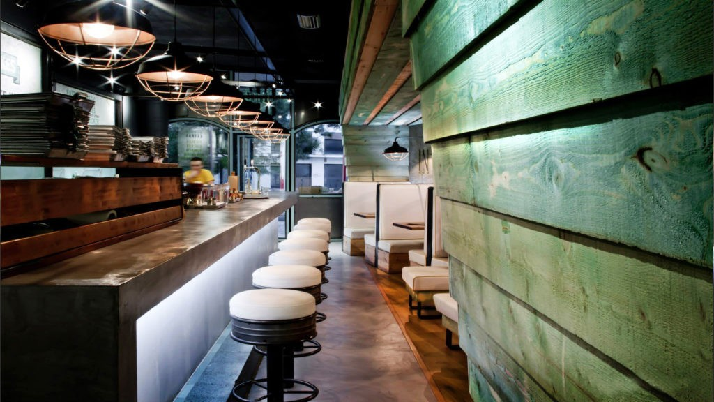 NEW ORLEANS BURGER RESTAURANT IN MAROUSI