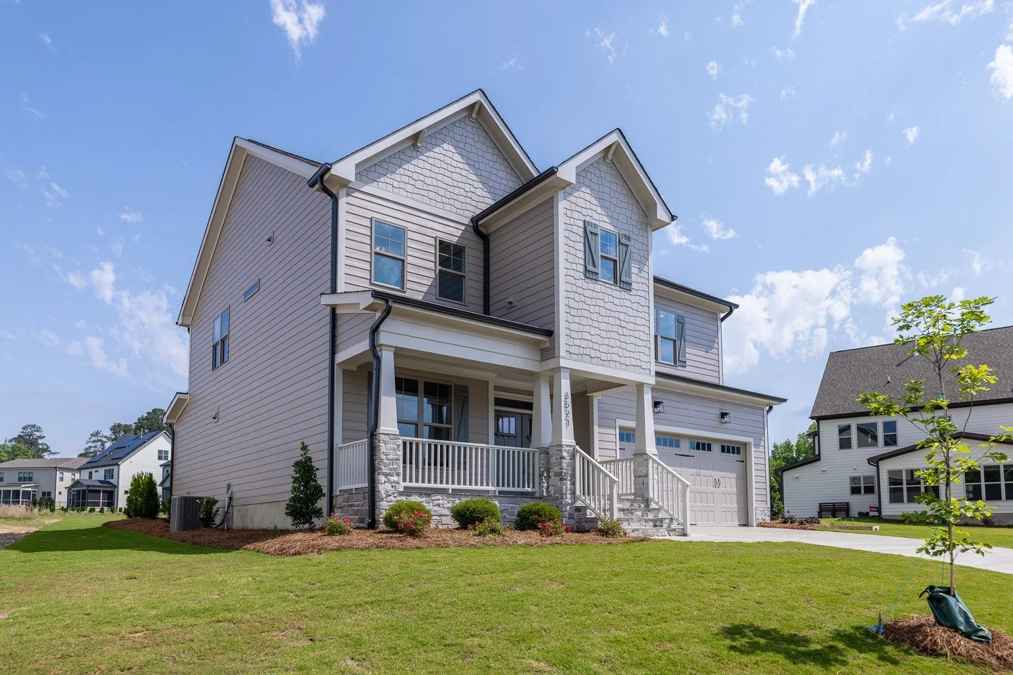 ✨EXCLUSIVE FIRST LOOK AT PARADE HOME #1: The Dogwood, Forest Bluff Estates ✨

We're so excited about showing you this beautiful space, we couldn't wait for the official Parade of Homes opening. You're invited to an exclusive sneak peek this Sunday!

