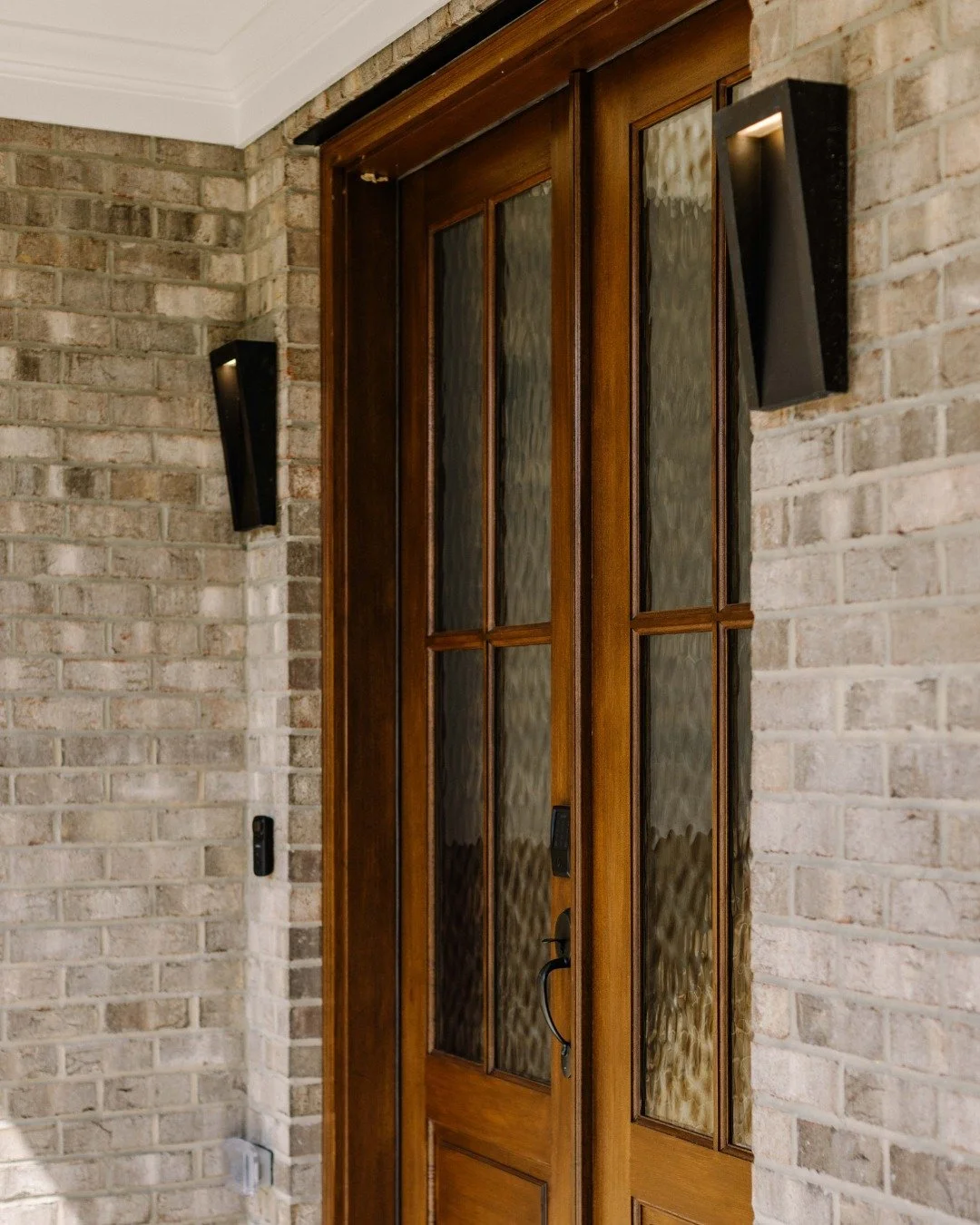 You&rsquo;re not just picking your brick. You&rsquo;re picking the backdrop for life&rsquo;s most important moments.

Don&rsquo;t worry, MDB pros &amp; community partners like @trianglebrick are here to make sure you get it right.

Whether you&rsquo;